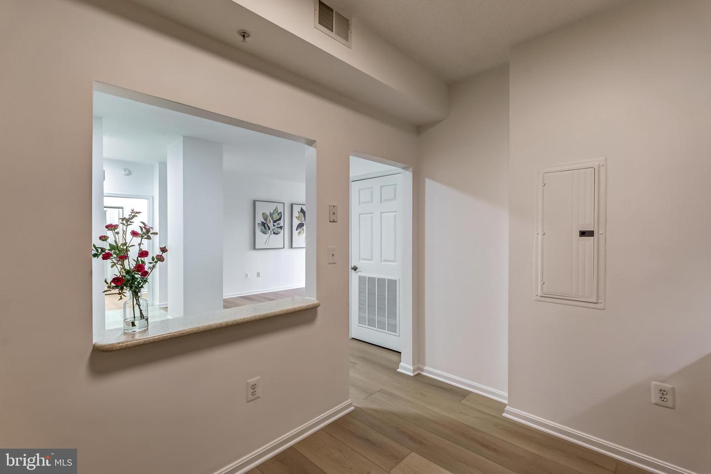 19355 CYPRESS RIDGE TER #114, LEESBURG, Virginia 20176, 2 Bedrooms Bedrooms, ,2 BathroomsBathrooms,Residential,For sale,19355 CYPRESS RIDGE TER #114,VALO2109516 MLS # VALO2109516 19355 CYPRESS RIDGE TER #114, LEESBURG, Virginia 20176, 2 Bedrooms Bedrooms, ,2 BathroomsBathrooms,Residential,For sale,19355 CYPRESS RIDGE TER #114,VALO2109516 MLS # VALO2109516