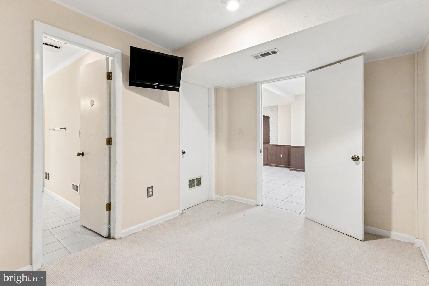 5503 TEAK CT, ALEXANDRIA, Virginia 22309, 4 Bedrooms Bedrooms, ,3 BathroomsBathrooms,Residential,For sale,5503 TEAK CT,VAFX2275536 MLS # VAFX2275536 5503 TEAK CT, ALEXANDRIA, Virginia 22309, 4 Bedrooms Bedrooms, ,3 BathroomsBathrooms,Residential,For sale,5503 TEAK CT,VAFX2275536 MLS # VAFX2275536