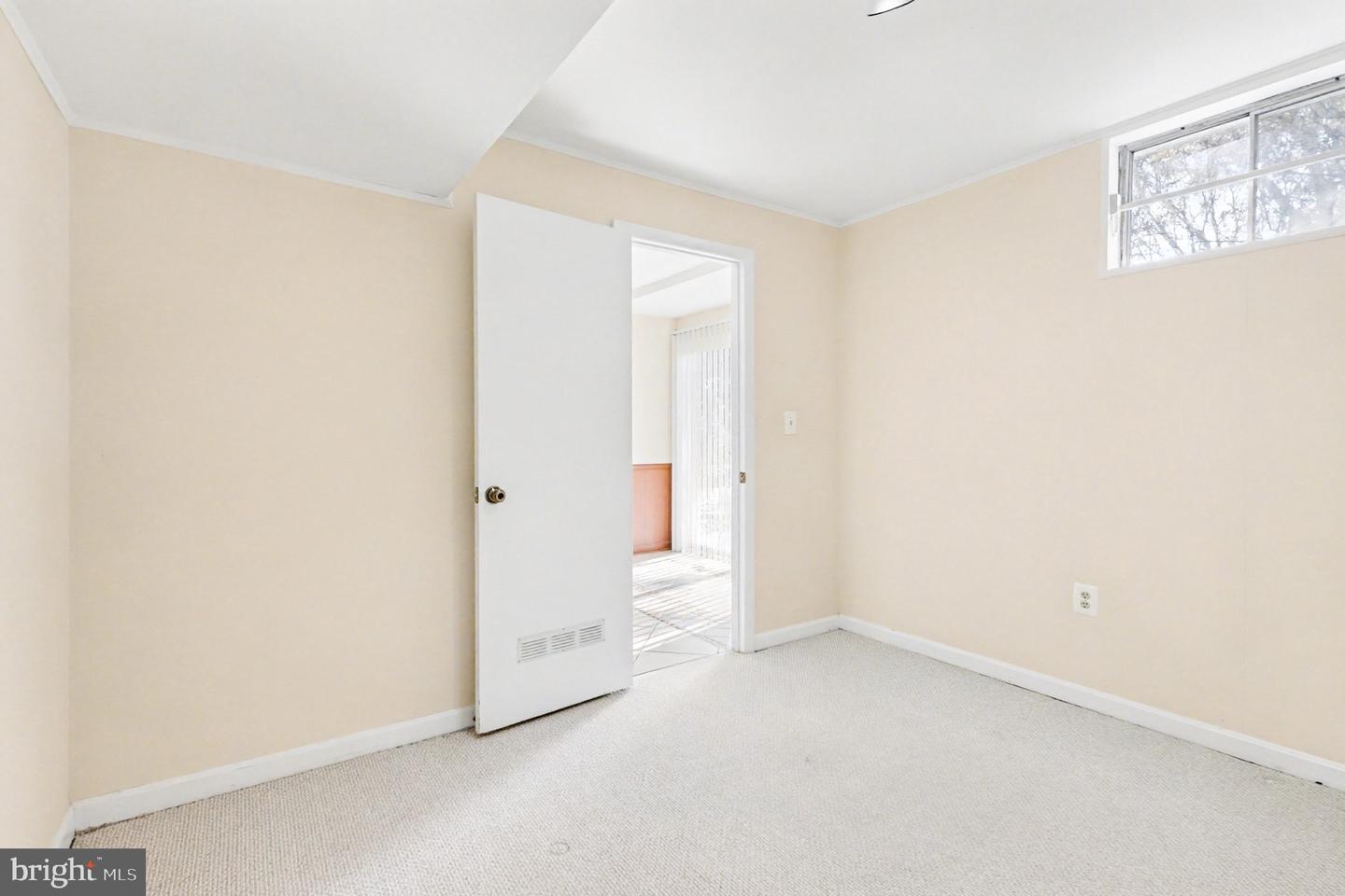 5503 TEAK CT, ALEXANDRIA, Virginia 22309, 4 Bedrooms Bedrooms, ,3 BathroomsBathrooms,Residential,For sale,5503 TEAK CT,VAFX2275536 MLS # VAFX2275536 5503 TEAK CT, ALEXANDRIA, Virginia 22309, 4 Bedrooms Bedrooms, ,3 BathroomsBathrooms,Residential,For sale,5503 TEAK CT,VAFX2275536 MLS # VAFX2275536