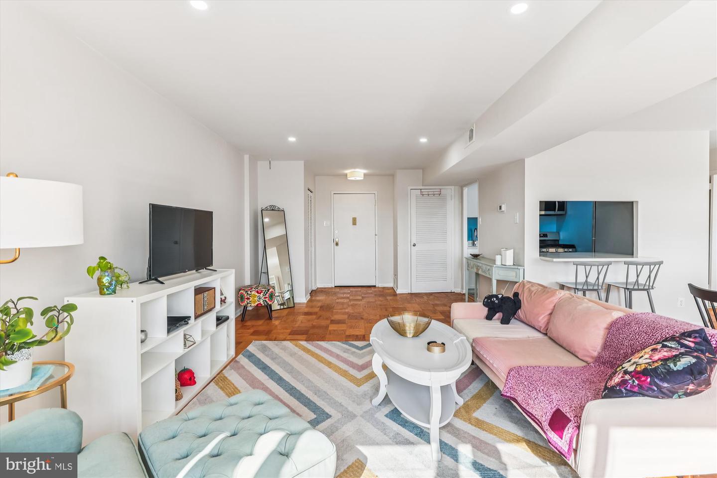 5340 HOLMES RUN PKWY #1119, ALEXANDRIA, Virginia 22304, 1 Bedroom Bedrooms, ,1 BathroomBathrooms,Residential,For sale,5340 HOLMES RUN PKWY #1119,VAAX2051020 MLS # VAAX2051020 5340 HOLMES RUN PKWY #1119, ALEXANDRIA, Virginia 22304, 1 Bedroom Bedrooms, ,1 BathroomBathrooms,Residential,For sale,5340 HOLMES RUN PKWY #1119,VAAX2051020 MLS # VAAX2051020