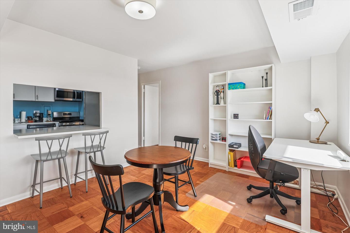 5340 HOLMES RUN PKWY #1119, ALEXANDRIA, Virginia 22304, 1 Bedroom Bedrooms, ,1 BathroomBathrooms,Residential,For sale,5340 HOLMES RUN PKWY #1119,VAAX2051020 MLS # VAAX2051020 5340 HOLMES RUN PKWY #1119, ALEXANDRIA, Virginia 22304, 1 Bedroom Bedrooms, ,1 BathroomBathrooms,Residential,For sale,5340 HOLMES RUN PKWY #1119,VAAX2051020 MLS # VAAX2051020