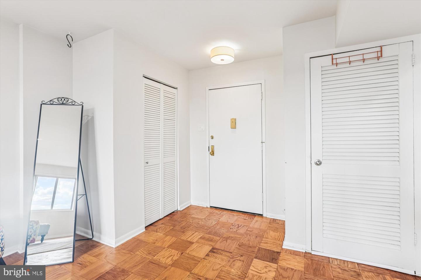 5340 HOLMES RUN PKWY #1119, ALEXANDRIA, Virginia 22304, 1 Bedroom Bedrooms, ,1 BathroomBathrooms,Residential,For sale,5340 HOLMES RUN PKWY #1119,VAAX2051020 MLS # VAAX2051020 5340 HOLMES RUN PKWY #1119, ALEXANDRIA, Virginia 22304, 1 Bedroom Bedrooms, ,1 BathroomBathrooms,Residential,For sale,5340 HOLMES RUN PKWY #1119,VAAX2051020 MLS # VAAX2051020
