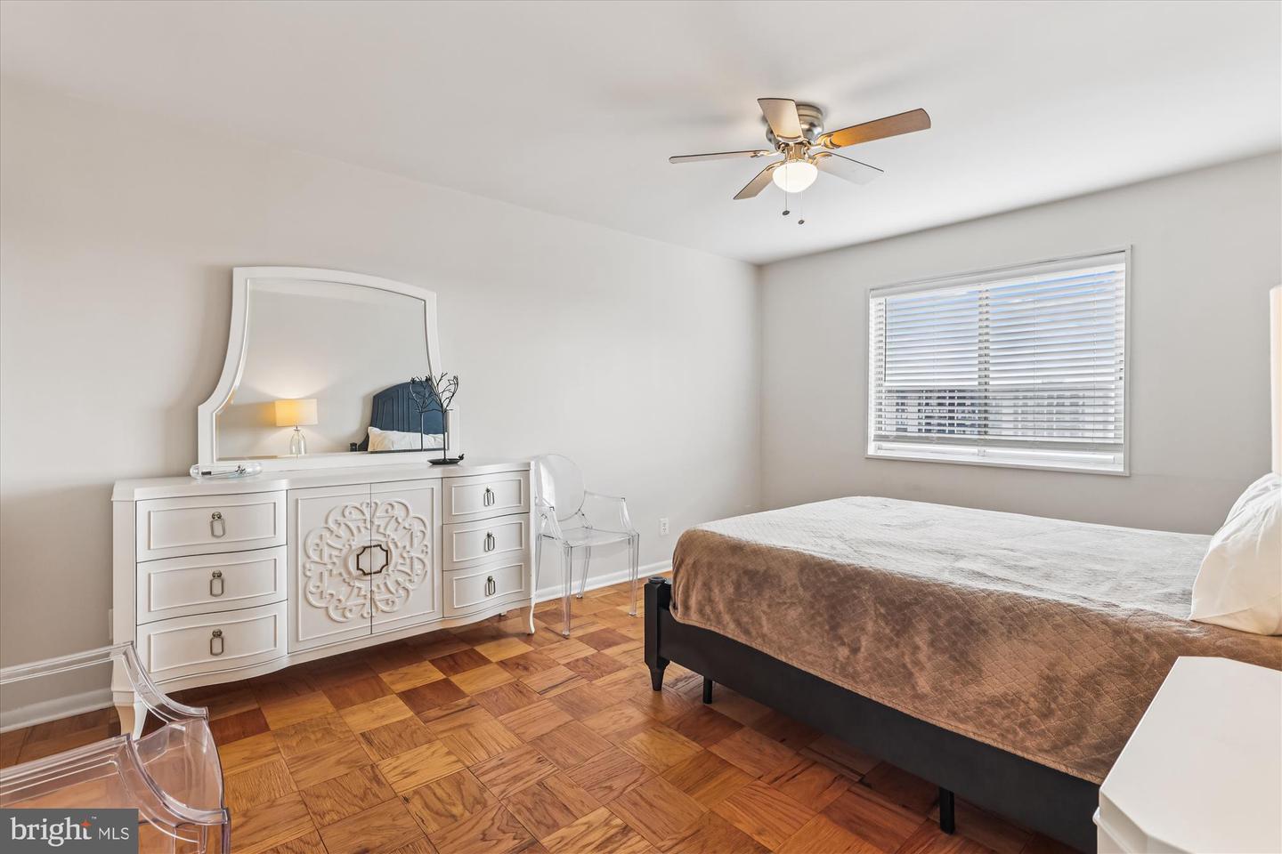 5340 HOLMES RUN PKWY #1119, ALEXANDRIA, Virginia 22304, 1 Bedroom Bedrooms, ,1 BathroomBathrooms,Residential,For sale,5340 HOLMES RUN PKWY #1119,VAAX2051020 MLS # VAAX2051020 5340 HOLMES RUN PKWY #1119, ALEXANDRIA, Virginia 22304, 1 Bedroom Bedrooms, ,1 BathroomBathrooms,Residential,For sale,5340 HOLMES RUN PKWY #1119,VAAX2051020 MLS # VAAX2051020