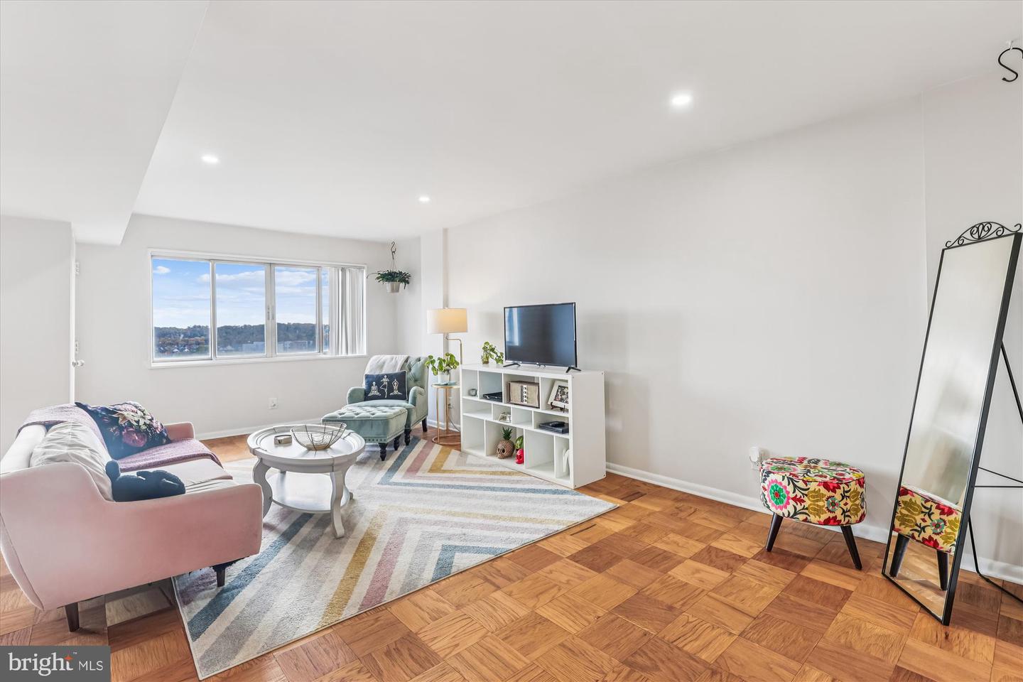 5340 HOLMES RUN PKWY #1119, ALEXANDRIA, Virginia 22304, 1 Bedroom Bedrooms, ,1 BathroomBathrooms,Residential,For sale,5340 HOLMES RUN PKWY #1119,VAAX2051020 MLS # VAAX2051020 5340 HOLMES RUN PKWY #1119, ALEXANDRIA, Virginia 22304, 1 Bedroom Bedrooms, ,1 BathroomBathrooms,Residential,For sale,5340 HOLMES RUN PKWY #1119,VAAX2051020 MLS # VAAX2051020