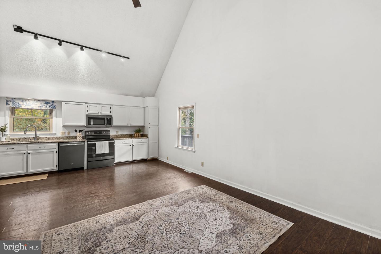 6184 RUNKLES GAP RD, ELKTON, Virginia 22827, 3 Bedrooms Bedrooms, ,2 BathroomsBathrooms,Residential,For sale,6184 RUNKLES GAP RD,VARO2002646 MLS # VARO2002646 6184 RUNKLES GAP RD, ELKTON, Virginia 22827, 3 Bedrooms Bedrooms, ,2 BathroomsBathrooms,Residential,For sale,6184 RUNKLES GAP RD,VARO2002646 MLS # VARO2002646