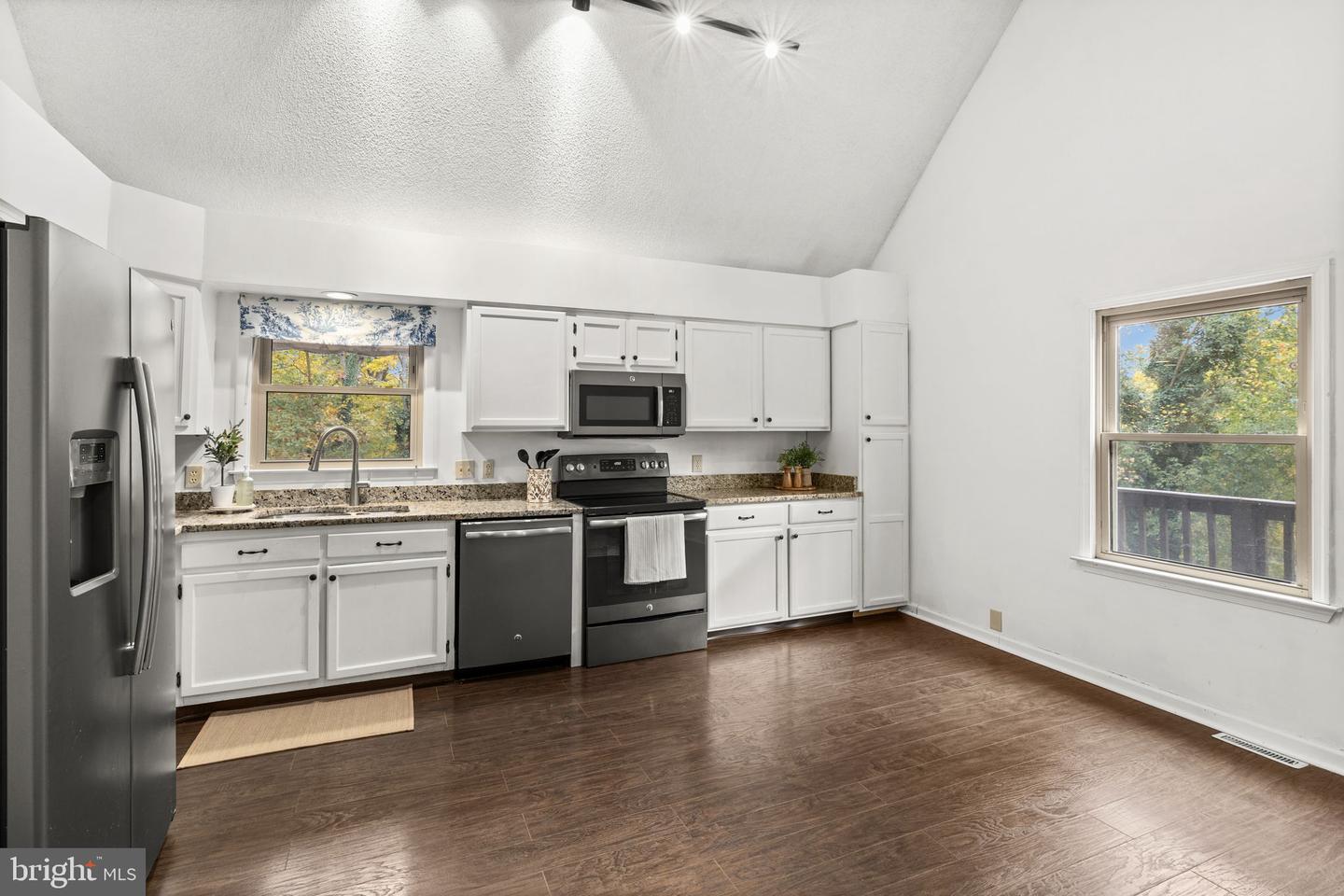 6184 RUNKLES GAP RD, ELKTON, Virginia 22827, 3 Bedrooms Bedrooms, ,2 BathroomsBathrooms,Residential,For sale,6184 RUNKLES GAP RD,VARO2002646 MLS # VARO2002646 6184 RUNKLES GAP RD, ELKTON, Virginia 22827, 3 Bedrooms Bedrooms, ,2 BathroomsBathrooms,Residential,For sale,6184 RUNKLES GAP RD,VARO2002646 MLS # VARO2002646