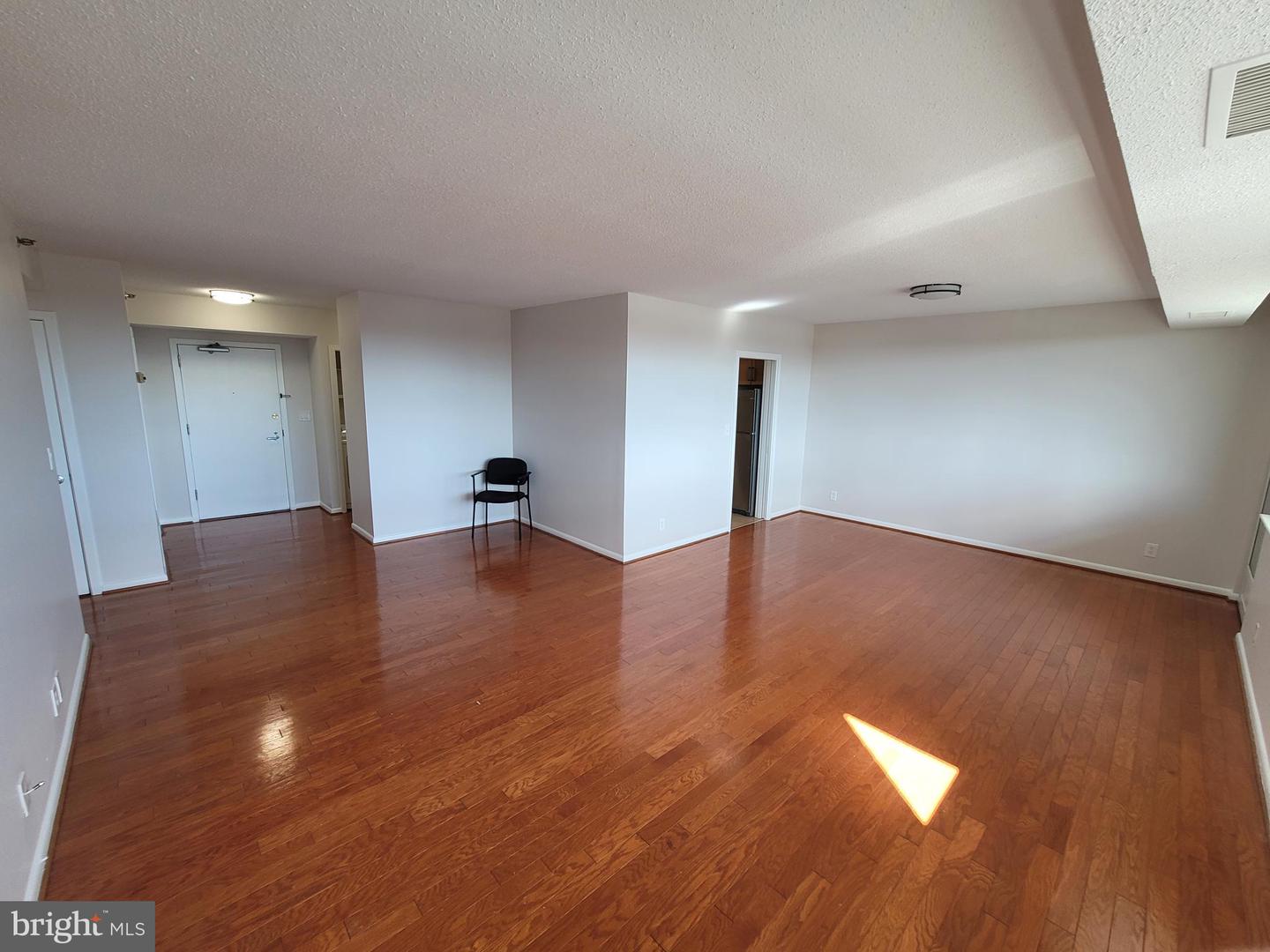 5501 SEMINARY RD #1107S, FALLS CHURCH, Virginia 22041, 2 Bedrooms Bedrooms, ,2 BathroomsBathrooms,Residential,For sale,5501 SEMINARY RD #1107S,VAFX2275294 MLS # VAFX2275294 5501 SEMINARY RD #1107S, FALLS CHURCH, Virginia 22041, 2 Bedrooms Bedrooms, ,2 BathroomsBathrooms,Residential,For sale,5501 SEMINARY RD #1107S,VAFX2275294 MLS # VAFX2275294