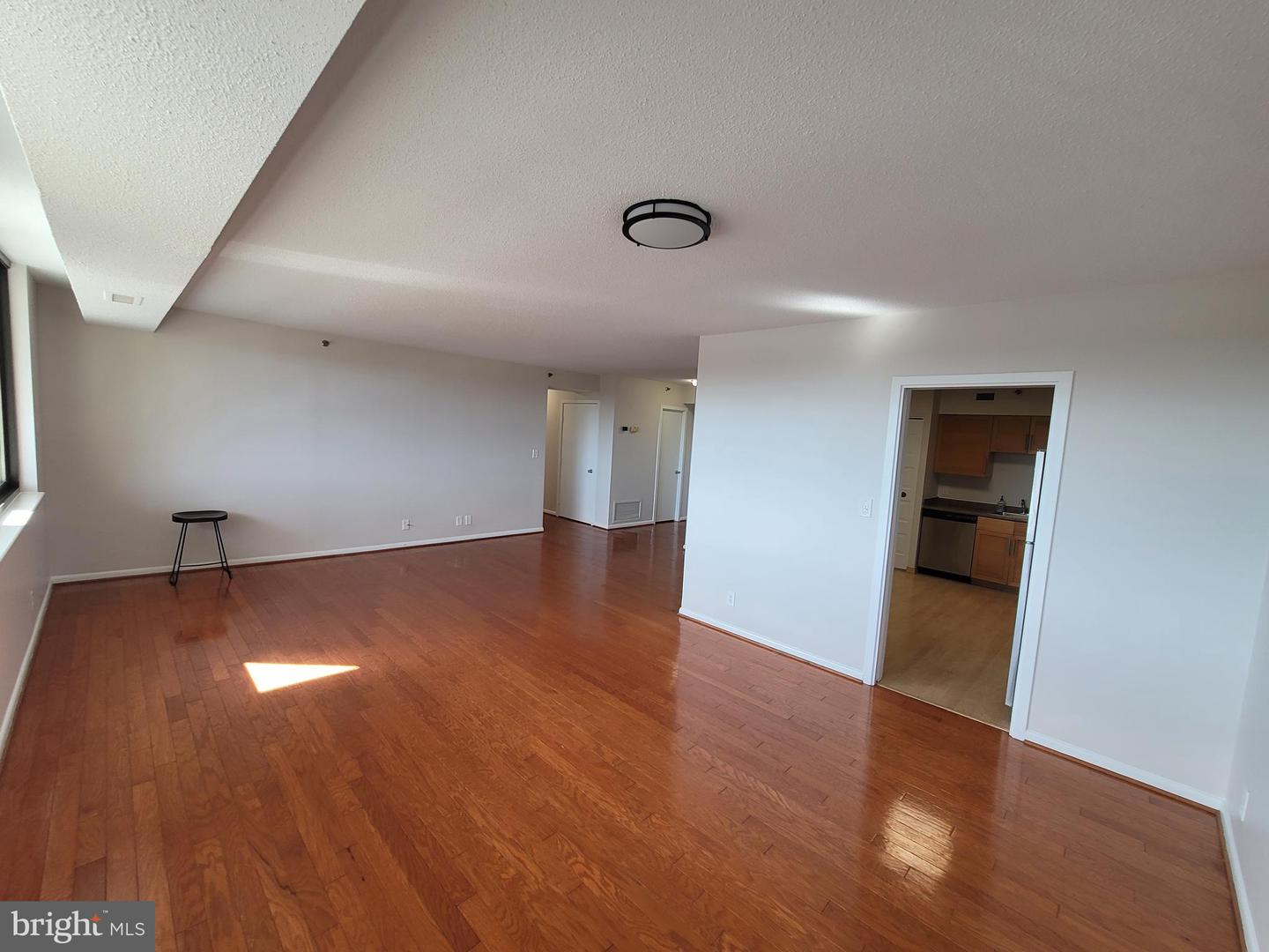 5501 SEMINARY RD #1107S, FALLS CHURCH, Virginia 22041, 2 Bedrooms Bedrooms, ,2 BathroomsBathrooms,Residential,For sale,5501 SEMINARY RD #1107S,VAFX2275294 MLS # VAFX2275294 5501 SEMINARY RD #1107S, FALLS CHURCH, Virginia 22041, 2 Bedrooms Bedrooms, ,2 BathroomsBathrooms,Residential,For sale,5501 SEMINARY RD #1107S,VAFX2275294 MLS # VAFX2275294