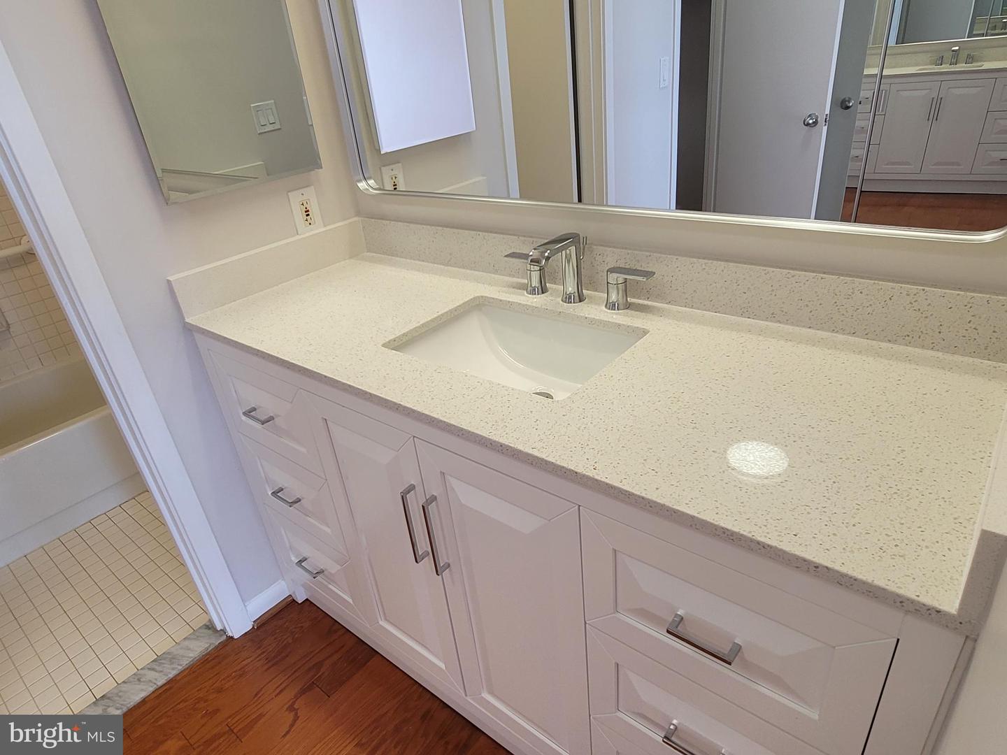5501 SEMINARY RD #1107S, FALLS CHURCH, Virginia 22041, 2 Bedrooms Bedrooms, ,2 BathroomsBathrooms,Residential,For sale,5501 SEMINARY RD #1107S,VAFX2275294 MLS # VAFX2275294 5501 SEMINARY RD #1107S, FALLS CHURCH, Virginia 22041, 2 Bedrooms Bedrooms, ,2 BathroomsBathrooms,Residential,For sale,5501 SEMINARY RD #1107S,VAFX2275294 MLS # VAFX2275294
