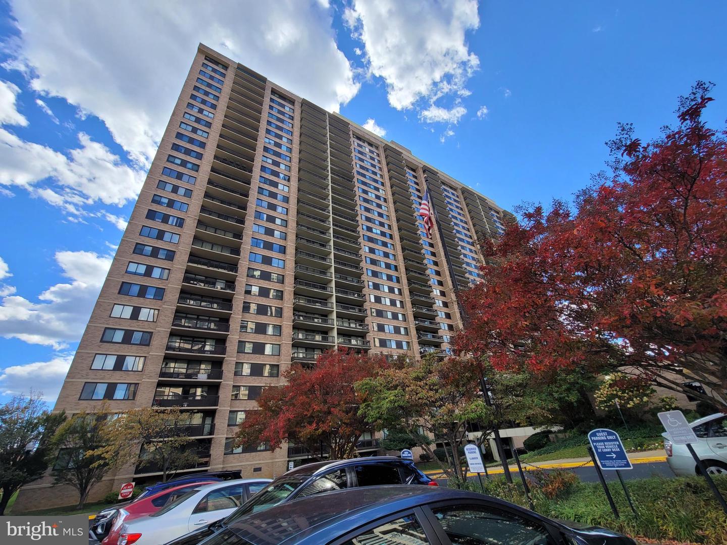 5501 SEMINARY RD #1107S, FALLS CHURCH, Virginia 22041, 2 Bedrooms Bedrooms, ,2 BathroomsBathrooms,Residential,For sale,5501 SEMINARY RD #1107S,VAFX2275294 MLS # VAFX2275294 5501 SEMINARY RD #1107S, FALLS CHURCH, Virginia 22041, 2 Bedrooms Bedrooms, ,2 BathroomsBathrooms,Residential,For sale,5501 SEMINARY RD #1107S,VAFX2275294 MLS # VAFX2275294