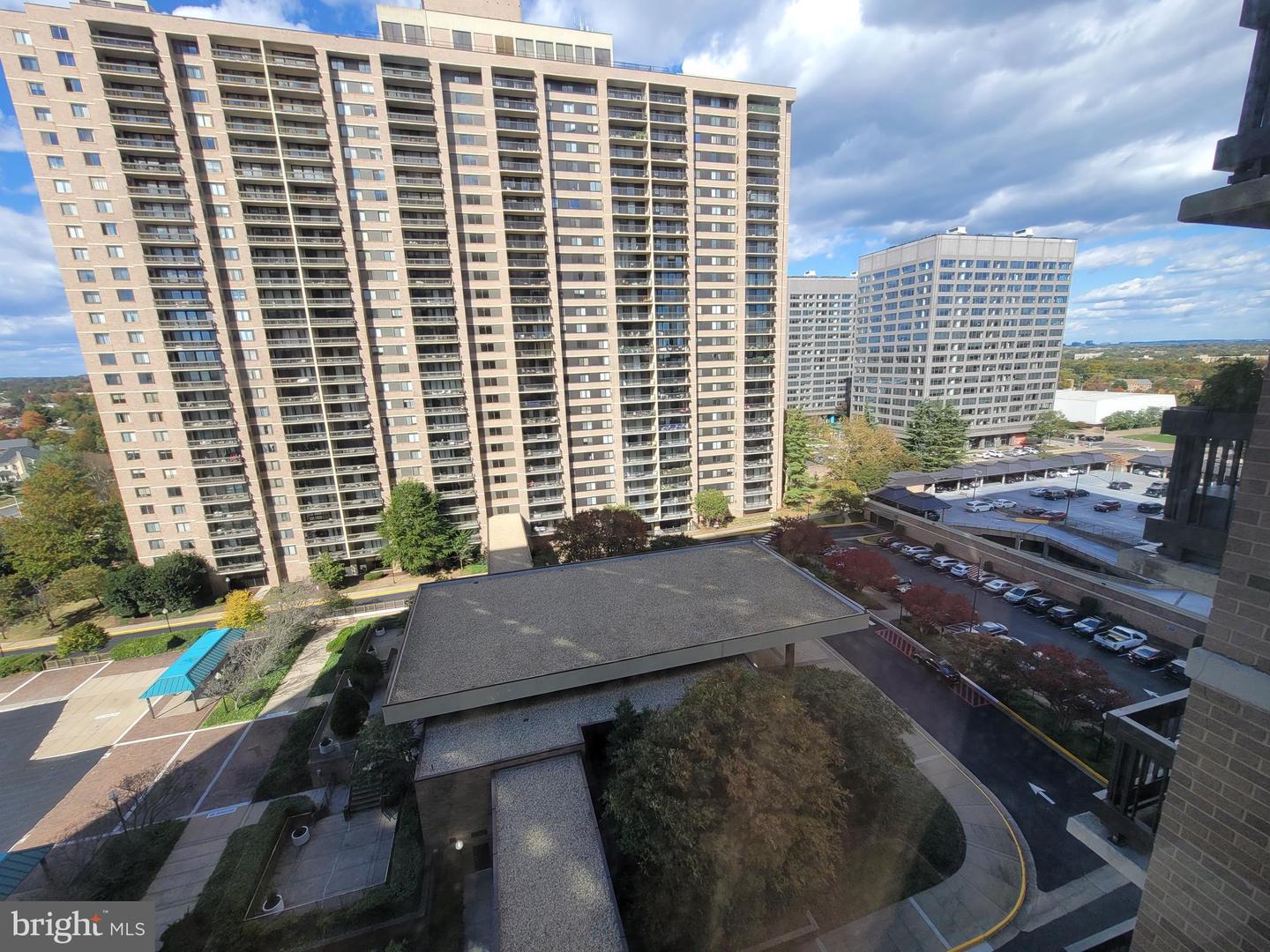 5501 SEMINARY RD #1107S, FALLS CHURCH, Virginia 22041, 2 Bedrooms Bedrooms, ,2 BathroomsBathrooms,Residential,For sale,5501 SEMINARY RD #1107S,VAFX2275294 MLS # VAFX2275294 5501 SEMINARY RD #1107S, FALLS CHURCH, Virginia 22041, 2 Bedrooms Bedrooms, ,2 BathroomsBathrooms,Residential,For sale,5501 SEMINARY RD #1107S,VAFX2275294 MLS # VAFX2275294