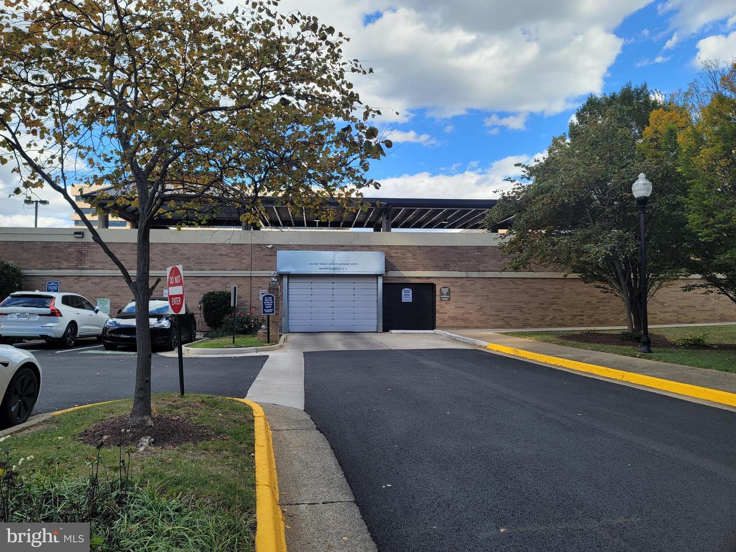 5501 SEMINARY RD #1107S, FALLS CHURCH, Virginia 22041, 2 Bedrooms Bedrooms, ,2 BathroomsBathrooms,Residential,For sale,5501 SEMINARY RD #1107S,VAFX2275294 MLS # VAFX2275294 5501 SEMINARY RD #1107S, FALLS CHURCH, Virginia 22041, 2 Bedrooms Bedrooms, ,2 BathroomsBathrooms,Residential,For sale,5501 SEMINARY RD #1107S,VAFX2275294 MLS # VAFX2275294