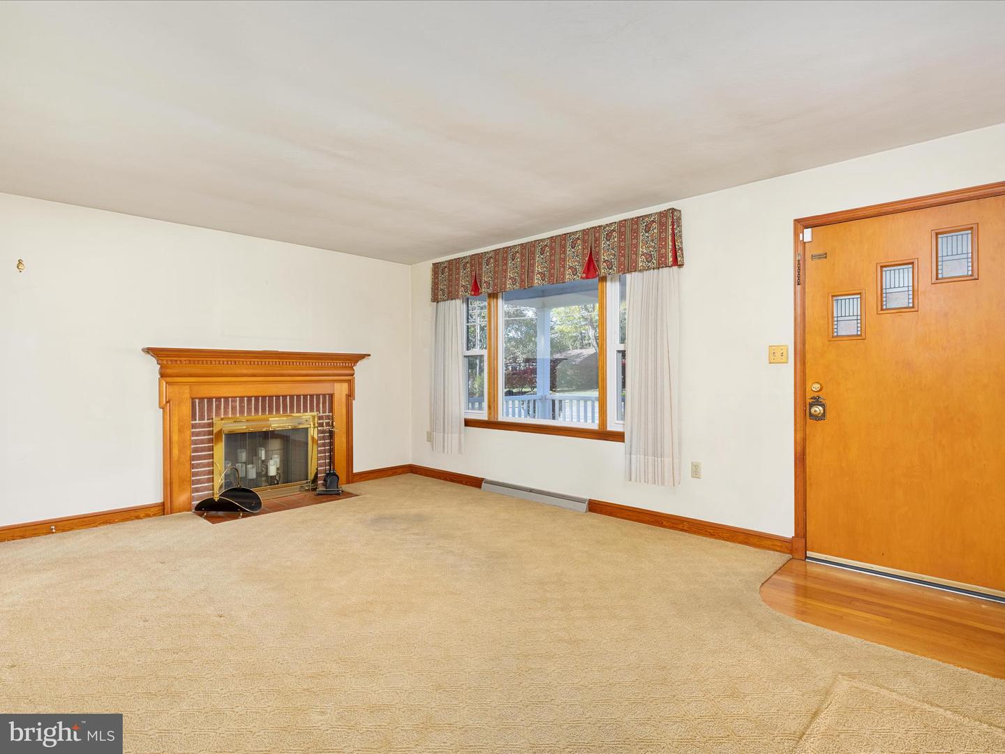 312 FOX DR, WINCHESTER, Virginia 22601, 3 Bedrooms Bedrooms, ,1 BathroomBathrooms,Residential,For sale,312 FOX DR,VAWI2009300 MLS # VAWI2009300 312 FOX DR, WINCHESTER, Virginia 22601, 3 Bedrooms Bedrooms, ,1 BathroomBathrooms,Residential,For sale,312 FOX DR,VAWI2009300 MLS # VAWI2009300