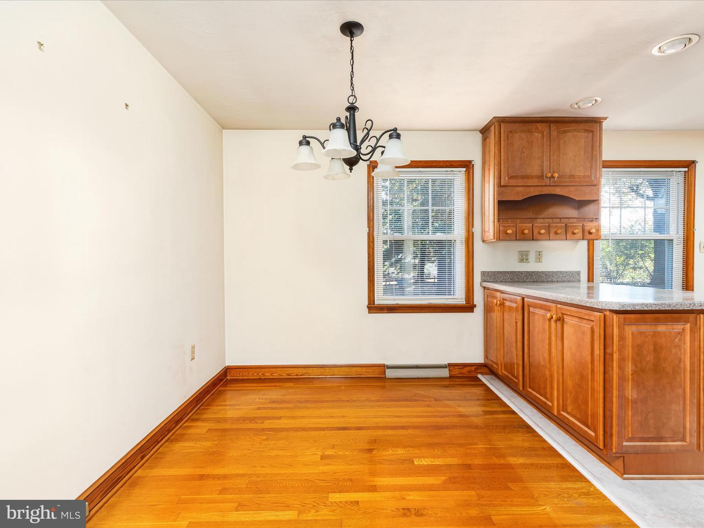 312 FOX DR, WINCHESTER, Virginia 22601, 3 Bedrooms Bedrooms, ,1 BathroomBathrooms,Residential,For sale,312 FOX DR,VAWI2009300 MLS # VAWI2009300 312 FOX DR, WINCHESTER, Virginia 22601, 3 Bedrooms Bedrooms, ,1 BathroomBathrooms,Residential,For sale,312 FOX DR,VAWI2009300 MLS # VAWI2009300