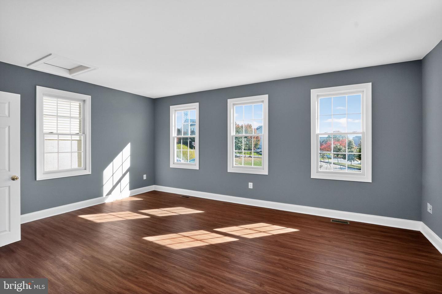 16363 RUSTY RUDDER DR, WOODBRIDGE, Virginia 22191, 5 Bedrooms Bedrooms, ,4 BathroomsBathrooms,Residential,For sale,16363 RUSTY RUDDER DR,VAPW2106580 MLS # VAPW2106580