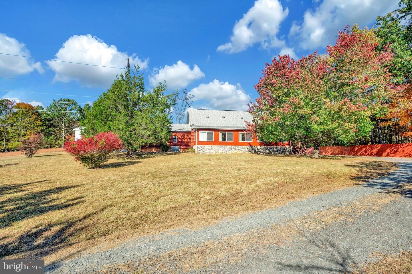 3856 RAPIDAN HILLS DR, LOCUST GROVE, Virginia 22508, 3 Bedrooms Bedrooms, ,4 BathroomsBathrooms,Residential,For sale,3856 RAPIDAN HILLS DR,VAOR2012644 MLS # VAOR2012644 3856 RAPIDAN HILLS DR, LOCUST GROVE, Virginia 22508, 3 Bedrooms Bedrooms, ,4 BathroomsBathrooms,Residential,For sale,3856 RAPIDAN HILLS DR,VAOR2012644 MLS # VAOR2012644