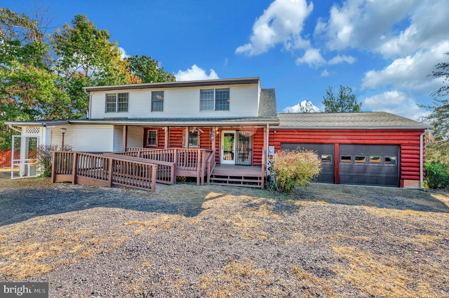 3856 RAPIDAN HILLS DR, LOCUST GROVE, Virginia 22508, 3 Bedrooms Bedrooms, ,4 BathroomsBathrooms,Residential,For sale,3856 RAPIDAN HILLS DR,VAOR2012644 MLS # VAOR2012644 3856 RAPIDAN HILLS DR, LOCUST GROVE, Virginia 22508, 3 Bedrooms Bedrooms, ,4 BathroomsBathrooms,Residential,For sale,3856 RAPIDAN HILLS DR,VAOR2012644 MLS # VAOR2012644