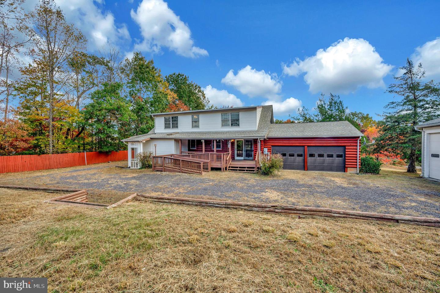 3856 RAPIDAN HILLS DR, LOCUST GROVE, Virginia 22508, 3 Bedrooms Bedrooms, ,4 BathroomsBathrooms,Residential,For sale,3856 RAPIDAN HILLS DR,VAOR2012644 MLS # VAOR2012644 3856 RAPIDAN HILLS DR, LOCUST GROVE, Virginia 22508, 3 Bedrooms Bedrooms, ,4 BathroomsBathrooms,Residential,For sale,3856 RAPIDAN HILLS DR,VAOR2012644 MLS # VAOR2012644