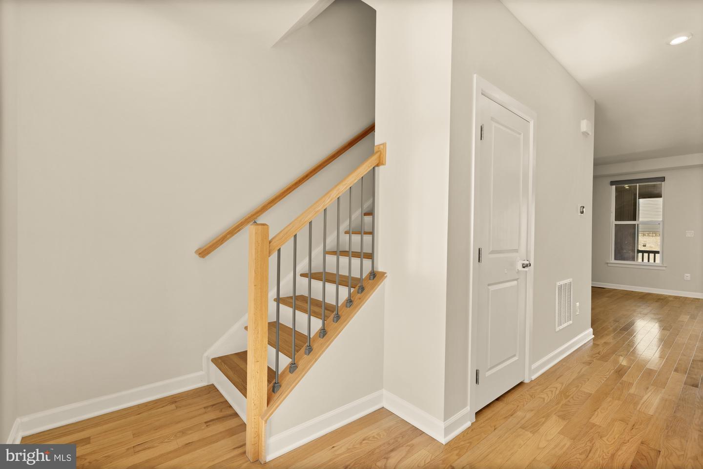 9337 LEMON MINT CT, FAIRFAX, Virginia 22031, 4 Bedrooms Bedrooms, ,3 BathroomsBathrooms,Residential,For sale,9337 LEMON MINT CT,VAFX2275558 MLS # VAFX2275558 9337 LEMON MINT CT, FAIRFAX, Virginia 22031, 4 Bedrooms Bedrooms, ,3 BathroomsBathrooms,Residential,For sale,9337 LEMON MINT CT,VAFX2275558 MLS # VAFX2275558