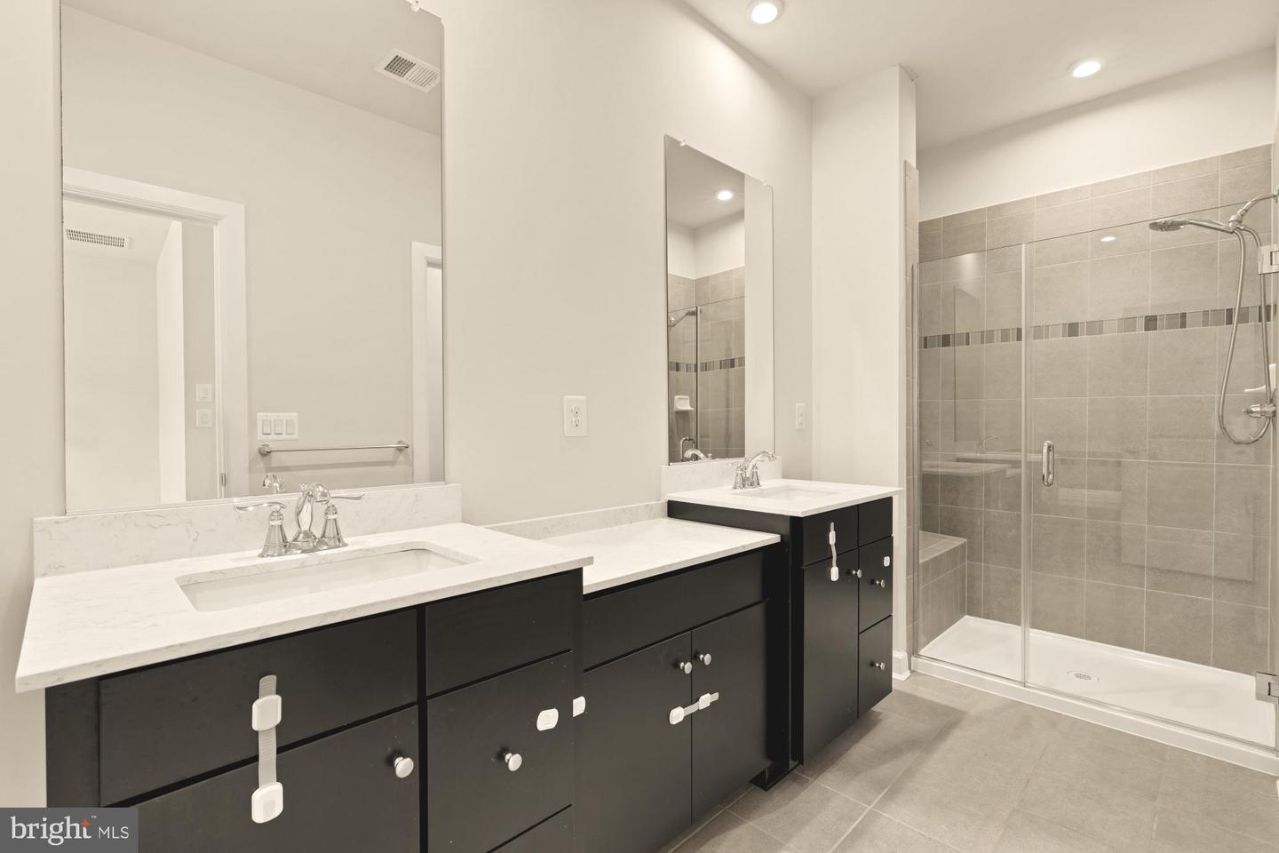 9337 LEMON MINT CT, FAIRFAX, Virginia 22031, 4 Bedrooms Bedrooms, ,3 BathroomsBathrooms,Residential,For sale,9337 LEMON MINT CT,VAFX2275558 MLS # VAFX2275558 9337 LEMON MINT CT, FAIRFAX, Virginia 22031, 4 Bedrooms Bedrooms, ,3 BathroomsBathrooms,Residential,For sale,9337 LEMON MINT CT,VAFX2275558 MLS # VAFX2275558