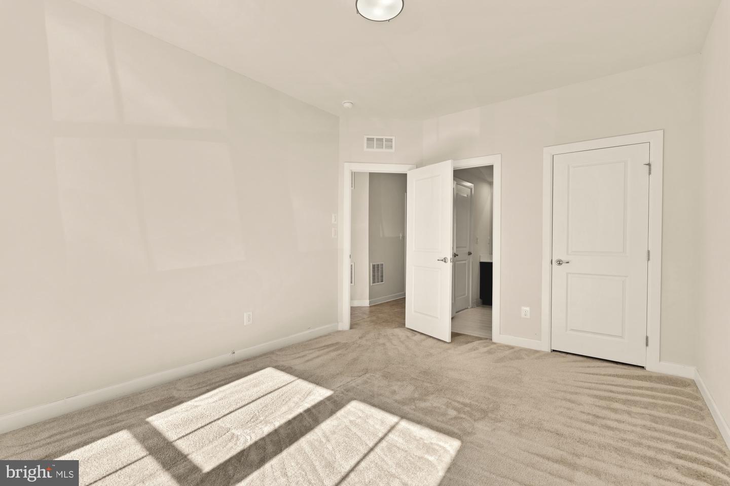 9337 LEMON MINT CT, FAIRFAX, Virginia 22031, 4 Bedrooms Bedrooms, ,3 BathroomsBathrooms,Residential,For sale,9337 LEMON MINT CT,VAFX2275558 MLS # VAFX2275558 9337 LEMON MINT CT, FAIRFAX, Virginia 22031, 4 Bedrooms Bedrooms, ,3 BathroomsBathrooms,Residential,For sale,9337 LEMON MINT CT,VAFX2275558 MLS # VAFX2275558
