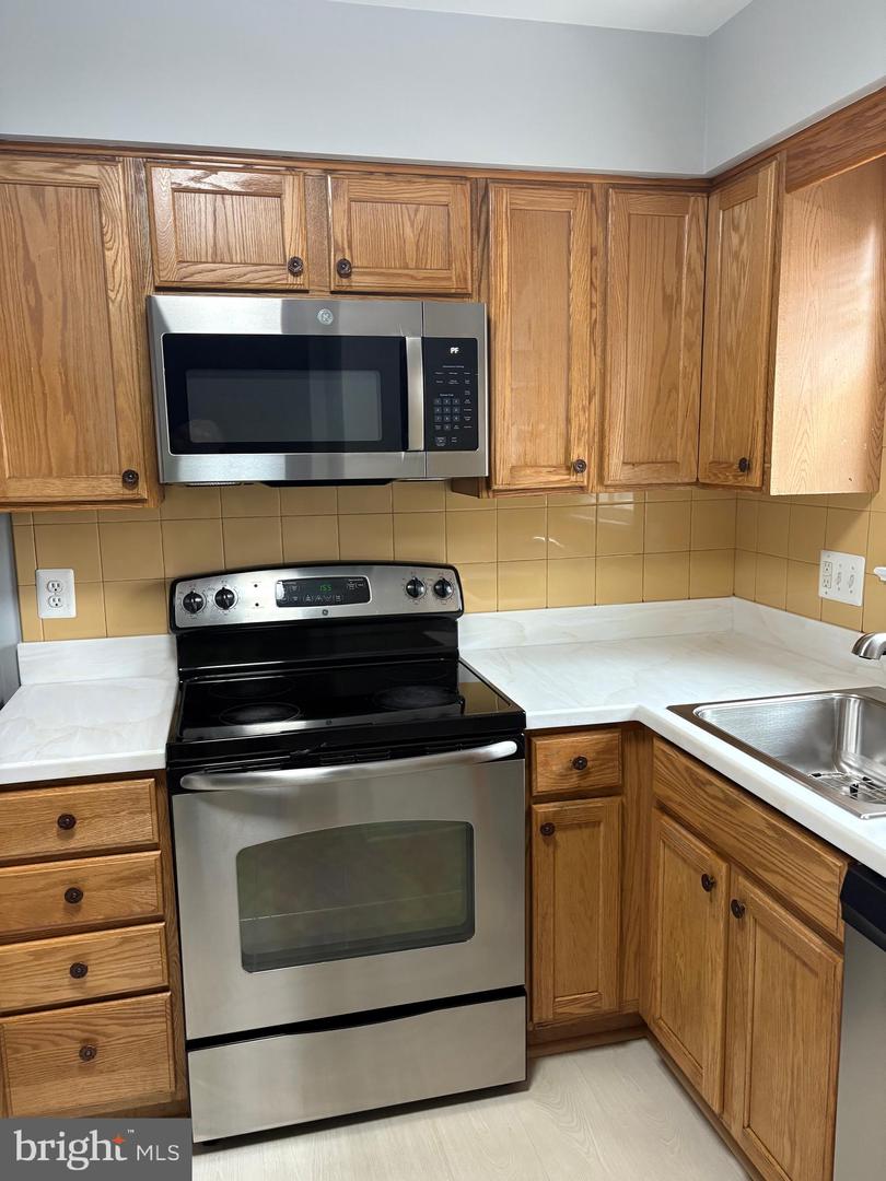 8216 WYCLIFFE CT, MANASSAS, Virginia 20109, 3 Bedrooms Bedrooms, ,1 BathroomBathrooms,Residential,For sale,8216 WYCLIFFE CT,VAPW2106484 MLS # VAPW2106484 8216 WYCLIFFE CT, MANASSAS, Virginia 20109, 3 Bedrooms Bedrooms, ,1 BathroomBathrooms,Residential,For sale,8216 WYCLIFFE CT,VAPW2106484 MLS # VAPW2106484