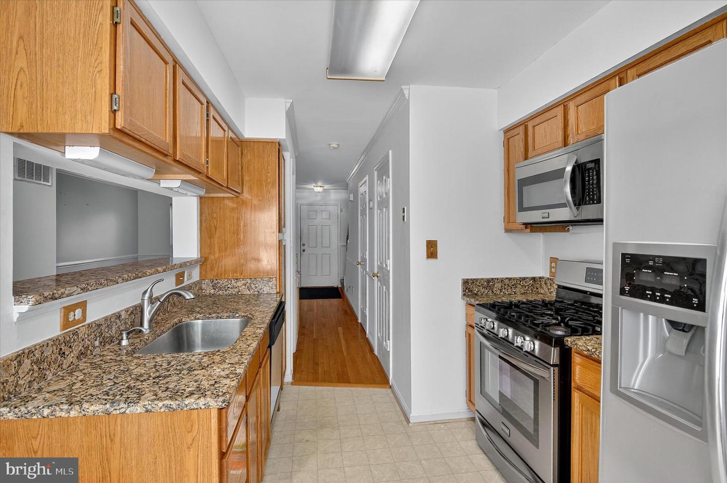 3435 TUCKAHOE CT, DUMFRIES, Virginia 22026, 3 Bedrooms Bedrooms, 6 Rooms Rooms,2 BathroomsBathrooms,Residential,For sale,3435 TUCKAHOE CT,VAPW2106498 MLS # VAPW2106498