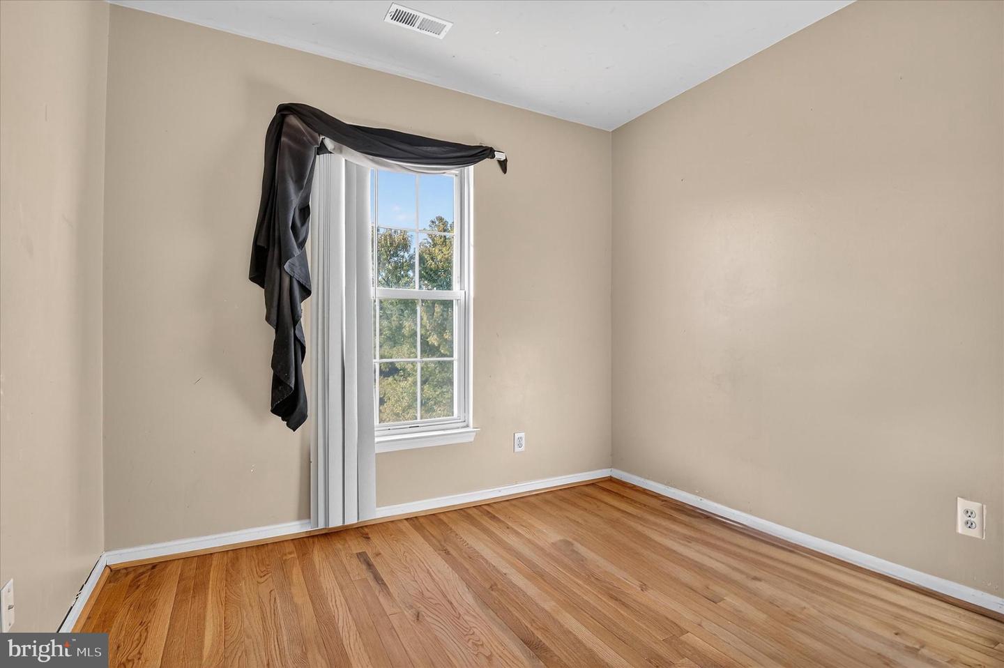 3435 TUCKAHOE CT, DUMFRIES, Virginia 22026, 3 Bedrooms Bedrooms, 6 Rooms Rooms,2 BathroomsBathrooms,Residential,For sale,3435 TUCKAHOE CT,VAPW2106498 MLS # VAPW2106498