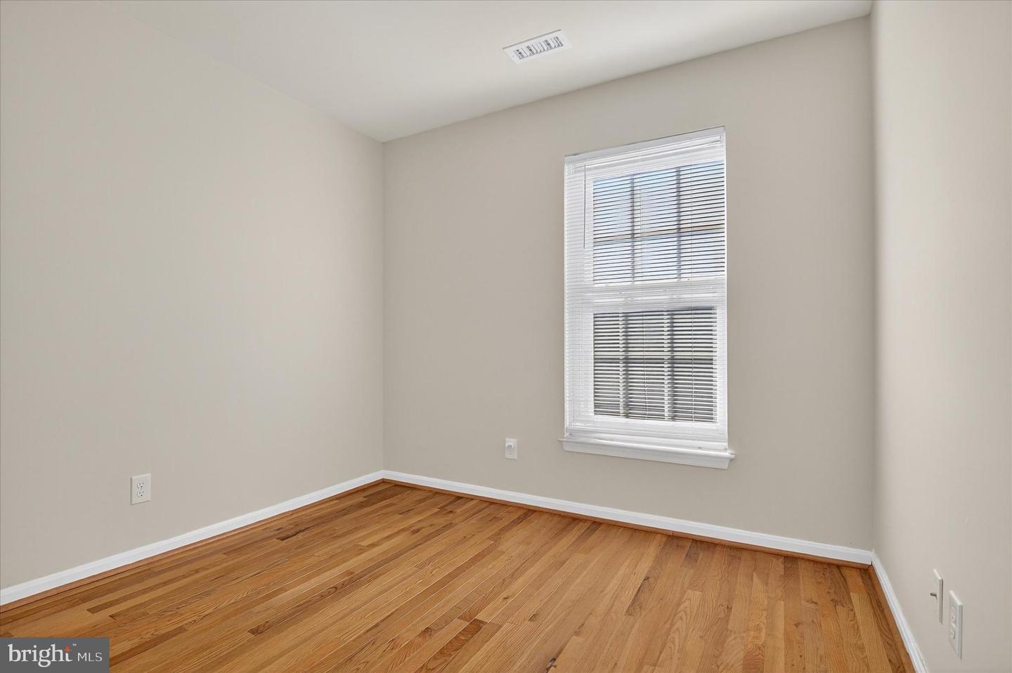 3435 TUCKAHOE CT, DUMFRIES, Virginia 22026, 3 Bedrooms Bedrooms, 6 Rooms Rooms,2 BathroomsBathrooms,Residential,For sale,3435 TUCKAHOE CT,VAPW2106498 MLS # VAPW2106498