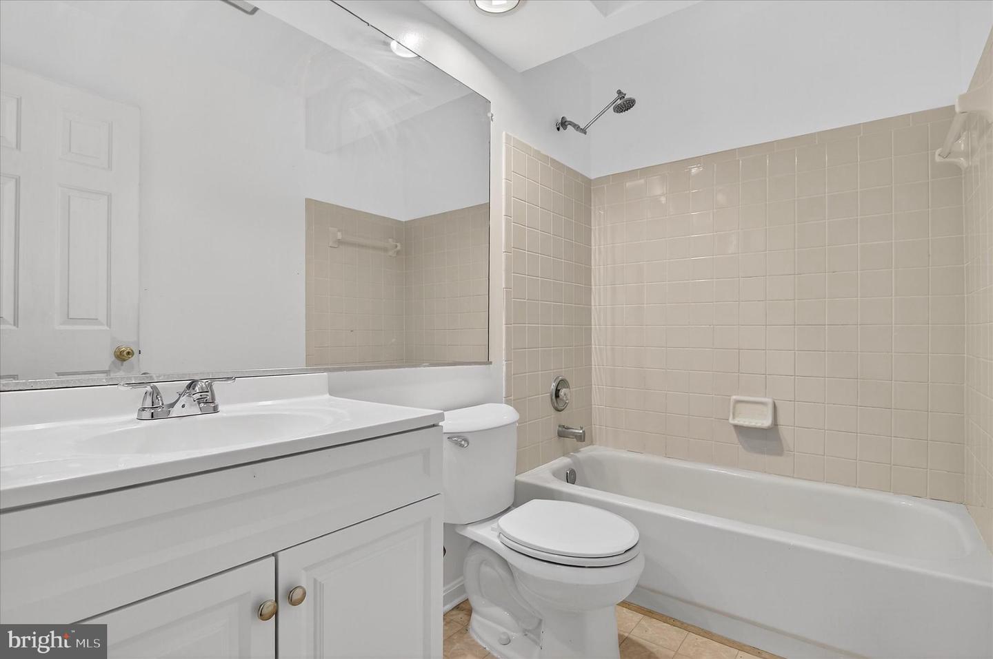 3435 TUCKAHOE CT, DUMFRIES, Virginia 22026, 3 Bedrooms Bedrooms, 6 Rooms Rooms,2 BathroomsBathrooms,Residential,For sale,3435 TUCKAHOE CT,VAPW2106498 MLS # VAPW2106498