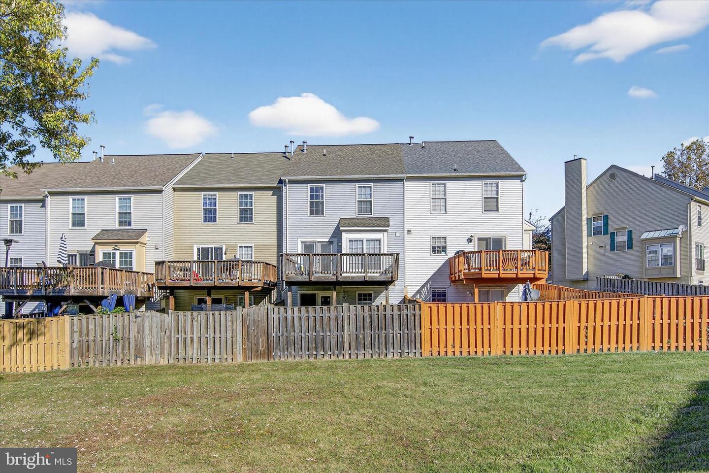 3435 TUCKAHOE CT, DUMFRIES, Virginia 22026, 3 Bedrooms Bedrooms, 6 Rooms Rooms,2 BathroomsBathrooms,Residential,For sale,3435 TUCKAHOE CT,VAPW2106498 MLS # VAPW2106498