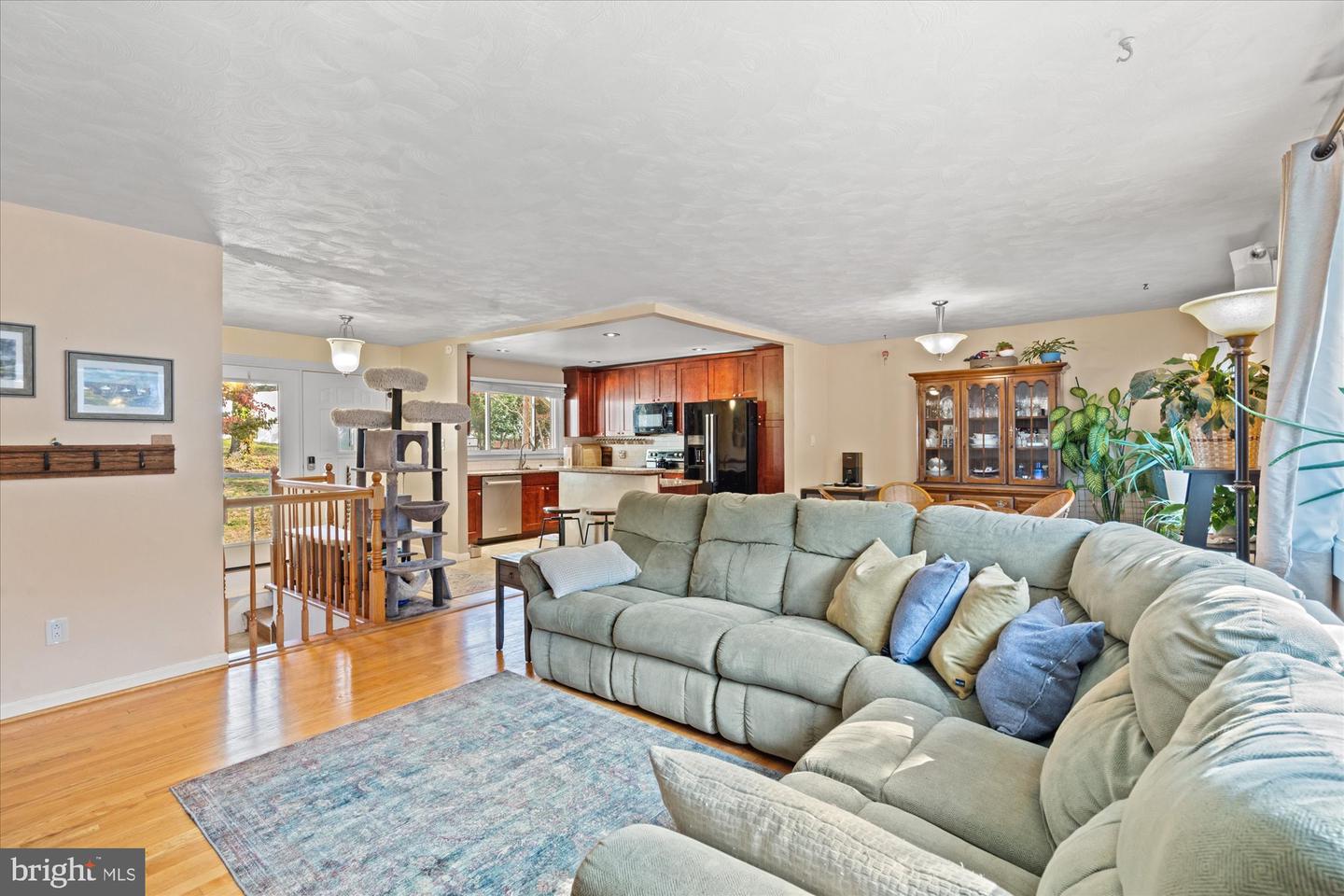 4315 DUBOIS ST, ALEXANDRIA, Virginia 22310, 4 Bedrooms Bedrooms, ,2 BathroomsBathrooms,Residential,For sale,4315 DUBOIS ST,VAFX2275862 MLS # VAFX2275862 4315 DUBOIS ST, ALEXANDRIA, Virginia 22310, 4 Bedrooms Bedrooms, ,2 BathroomsBathrooms,Residential,For sale,4315 DUBOIS ST,VAFX2275862 MLS # VAFX2275862