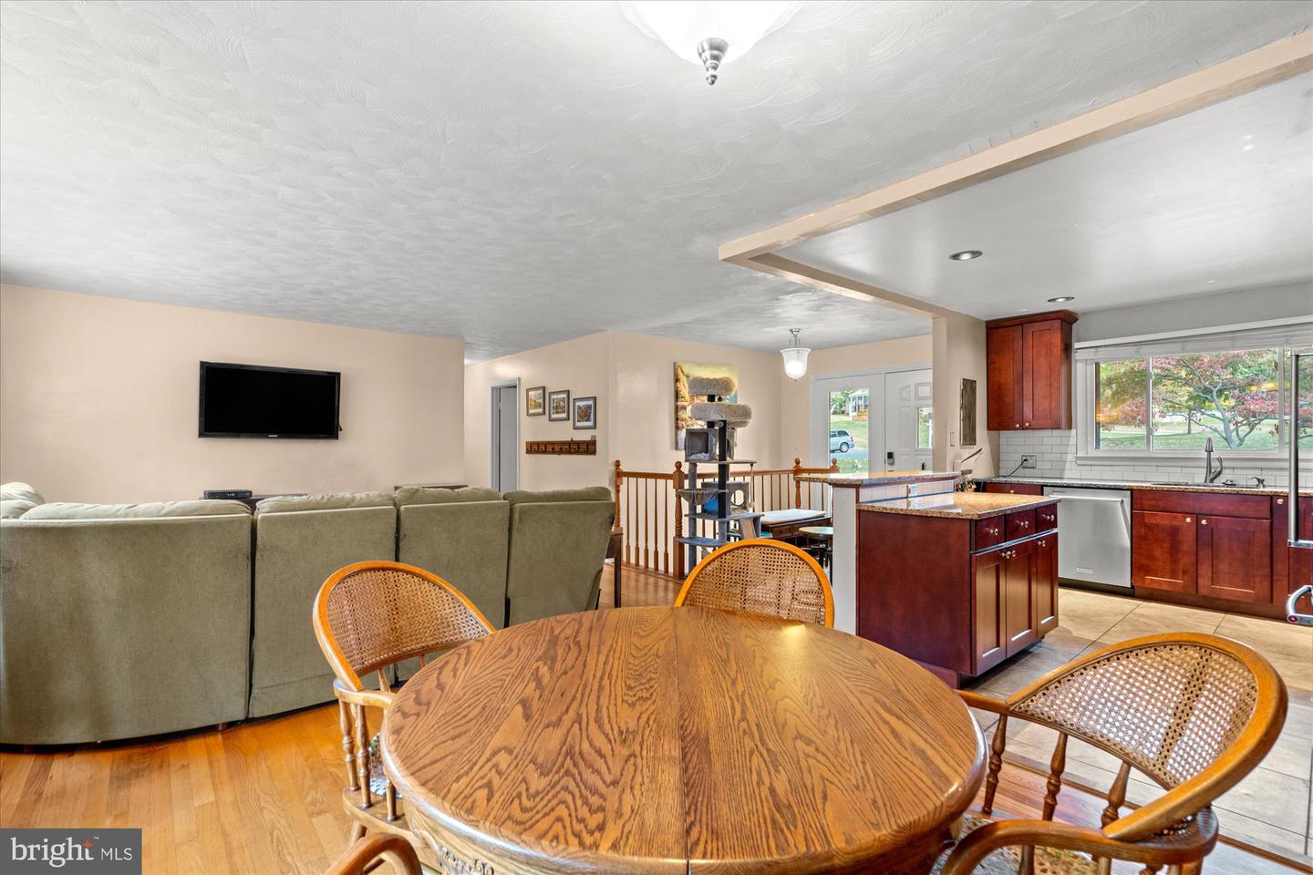 4315 DUBOIS ST, ALEXANDRIA, Virginia 22310, 4 Bedrooms Bedrooms, ,2 BathroomsBathrooms,Residential,For sale,4315 DUBOIS ST,VAFX2275862 MLS # VAFX2275862 4315 DUBOIS ST, ALEXANDRIA, Virginia 22310, 4 Bedrooms Bedrooms, ,2 BathroomsBathrooms,Residential,For sale,4315 DUBOIS ST,VAFX2275862 MLS # VAFX2275862
