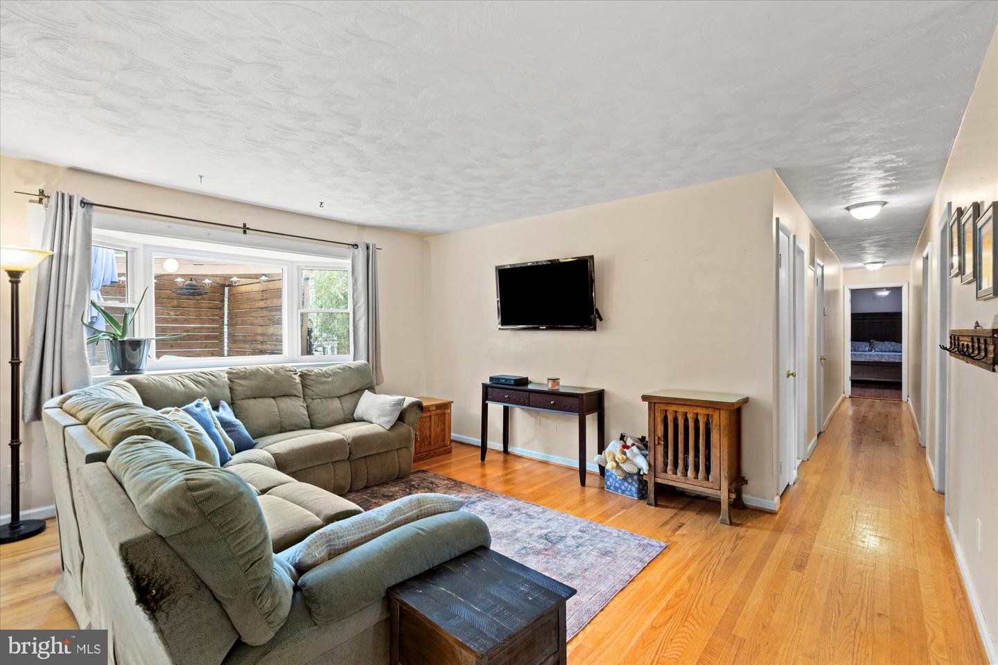4315 DUBOIS ST, ALEXANDRIA, Virginia 22310, 4 Bedrooms Bedrooms, ,2 BathroomsBathrooms,Residential,For sale,4315 DUBOIS ST,VAFX2275862 MLS # VAFX2275862 4315 DUBOIS ST, ALEXANDRIA, Virginia 22310, 4 Bedrooms Bedrooms, ,2 BathroomsBathrooms,Residential,For sale,4315 DUBOIS ST,VAFX2275862 MLS # VAFX2275862