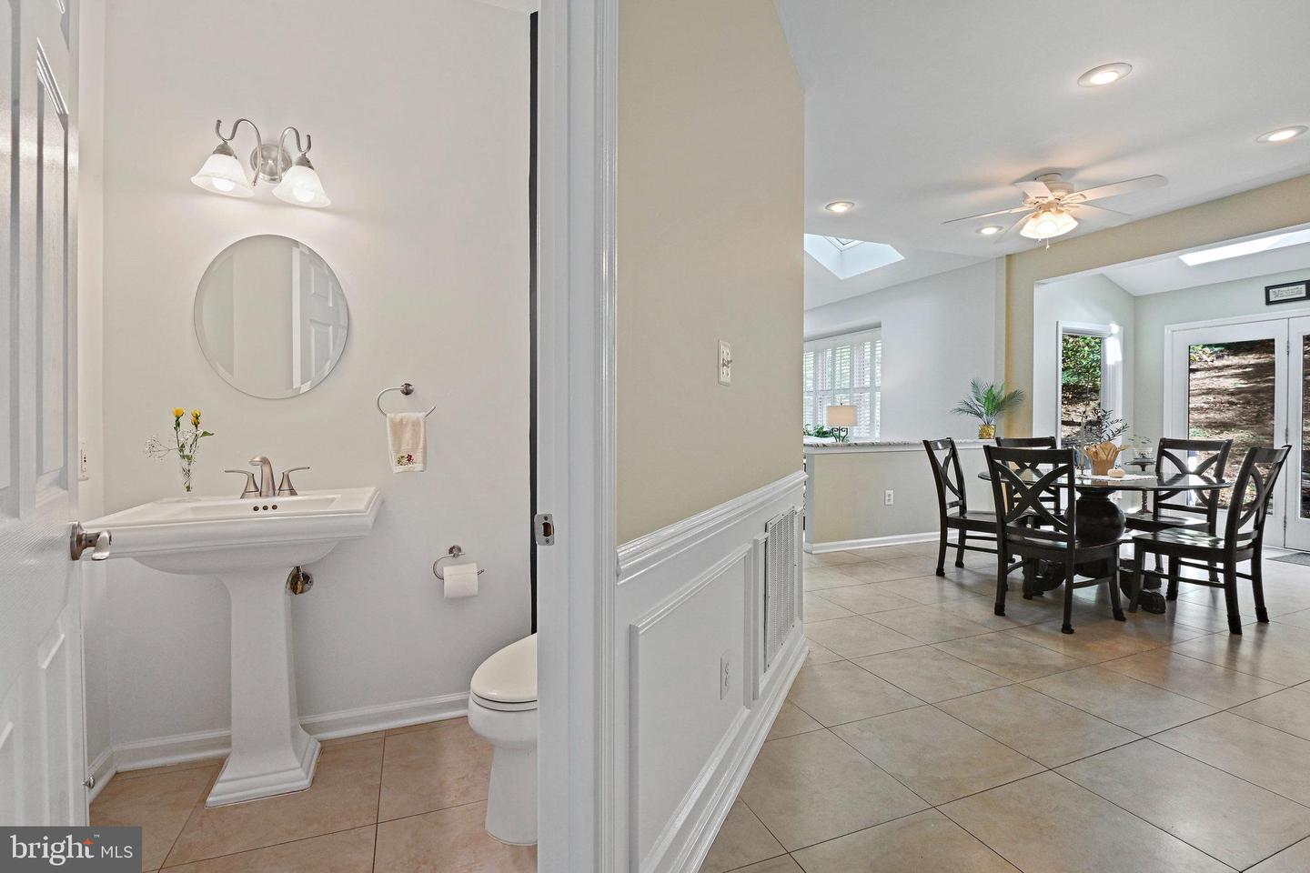 12520 RIDGEGATE DR, HERNDON, Virginia 20170, 5 Bedrooms Bedrooms, ,3 BathroomsBathrooms,Residential,For sale,12520 RIDGEGATE DR,VAFX2275872 MLS # VAFX2275872 12520 RIDGEGATE DR, HERNDON, Virginia 20170, 5 Bedrooms Bedrooms, ,3 BathroomsBathrooms,Residential,For sale,12520 RIDGEGATE DR,VAFX2275872 MLS # VAFX2275872