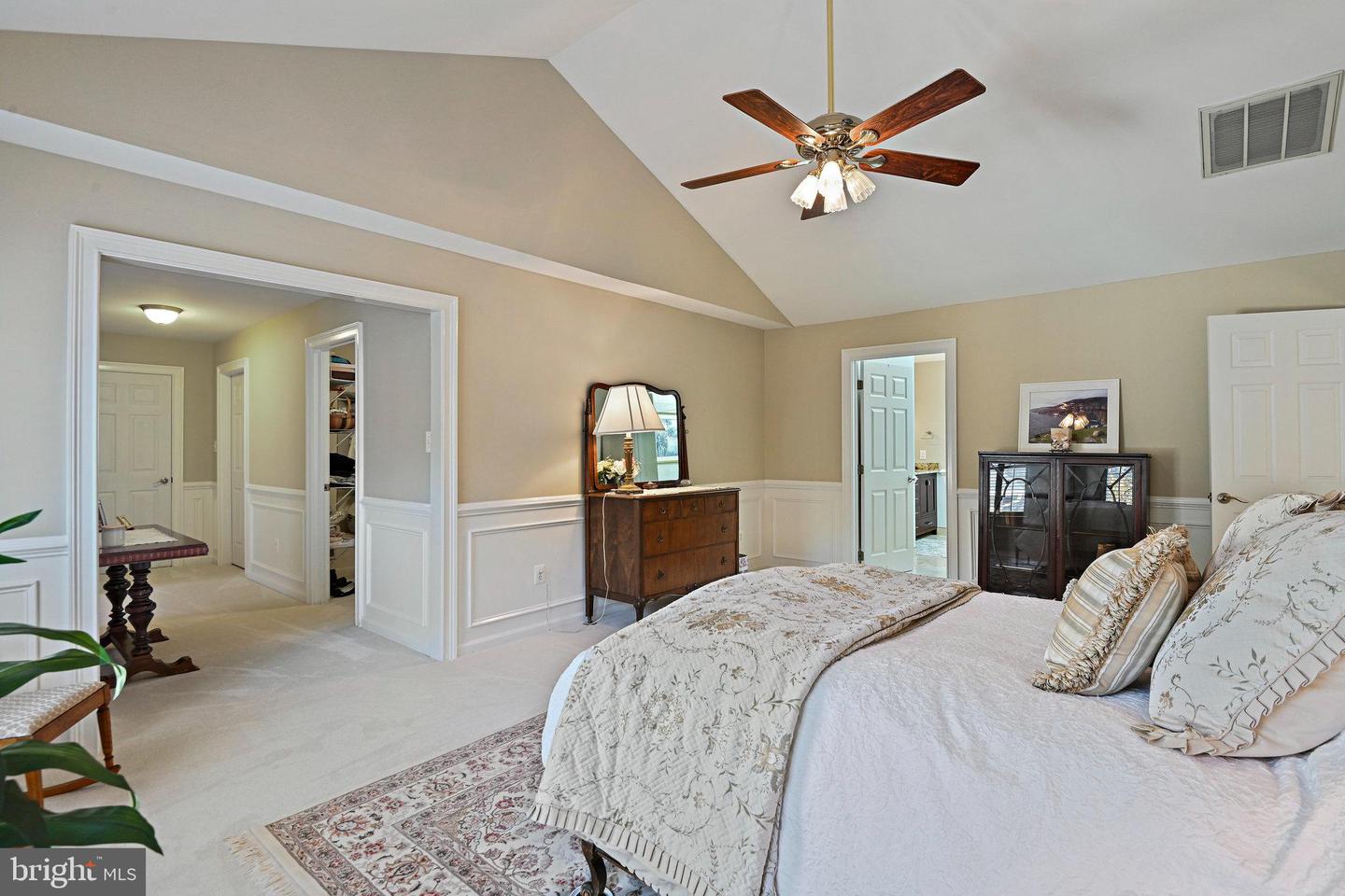 12520 RIDGEGATE DR, HERNDON, Virginia 20170, 5 Bedrooms Bedrooms, ,3 BathroomsBathrooms,Residential,For sale,12520 RIDGEGATE DR,VAFX2275872 MLS # VAFX2275872 12520 RIDGEGATE DR, HERNDON, Virginia 20170, 5 Bedrooms Bedrooms, ,3 BathroomsBathrooms,Residential,For sale,12520 RIDGEGATE DR,VAFX2275872 MLS # VAFX2275872