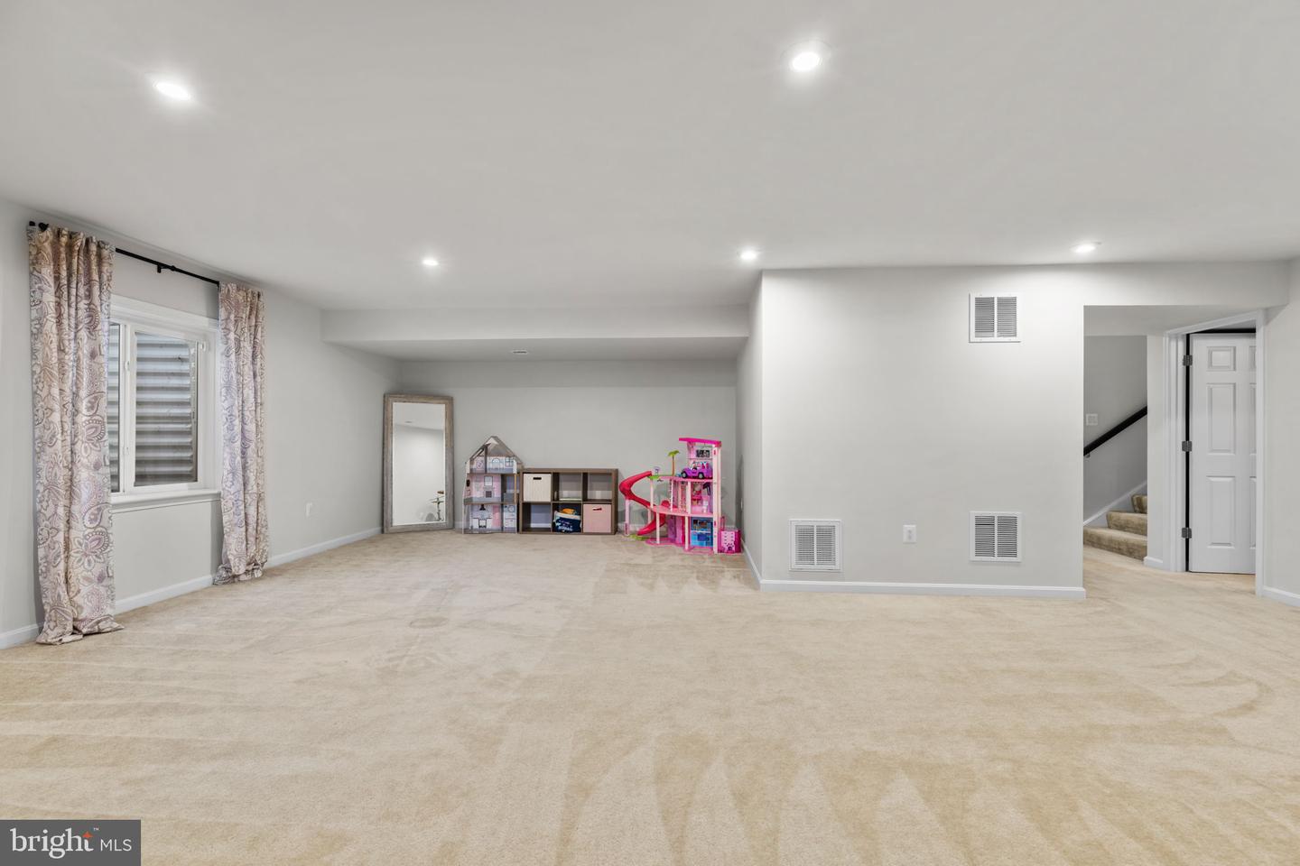7613 LANGPORT DR, SPOTSYLVANIA, Virginia 22551, 6 Bedrooms Bedrooms, ,3 BathroomsBathrooms,Residential,For sale,7613 LANGPORT DR,VASP2037172 MLS # VASP2037172 7613 LANGPORT DR, SPOTSYLVANIA, Virginia 22551, 6 Bedrooms Bedrooms, ,3 BathroomsBathrooms,Residential,For sale,7613 LANGPORT DR,VASP2037172 MLS # VASP2037172