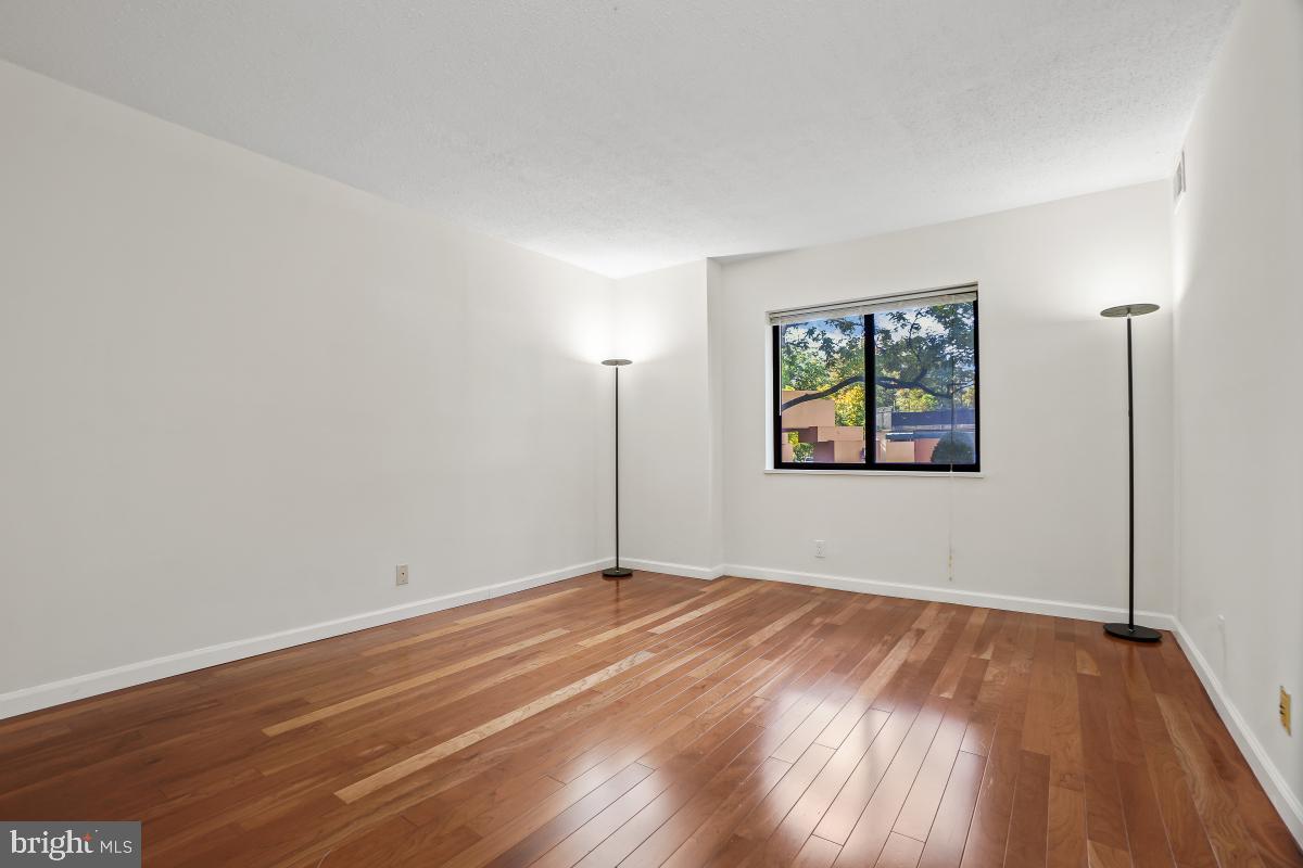 5904 MOUNT EAGLE DR #105, ALEXANDRIA, Virginia 22303, 2 Bedrooms Bedrooms, 8 Rooms Rooms,2 BathroomsBathrooms,Residential,For sale,5904 MOUNT EAGLE DR #105,VAFX2276300 MLS # VAFX2276300 5904 MOUNT EAGLE DR #105, ALEXANDRIA, Virginia 22303, 2 Bedrooms Bedrooms, 8 Rooms Rooms,2 BathroomsBathrooms,Residential,For sale,5904 MOUNT EAGLE DR #105,VAFX2276300 MLS # VAFX2276300