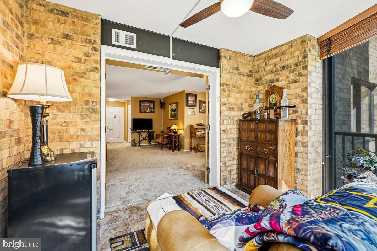 5901 MOUNT EAGLE DR #216, ALEXANDRIA, Virginia 22303, 2 Bedrooms Bedrooms, 8 Rooms Rooms,2 BathroomsBathrooms,Residential,For sale,5901 MOUNT EAGLE DR #216,VAFX2276310 MLS # VAFX2276310 5901 MOUNT EAGLE DR #216, ALEXANDRIA, Virginia 22303, 2 Bedrooms Bedrooms, 8 Rooms Rooms,2 BathroomsBathrooms,Residential,For sale,5901 MOUNT EAGLE DR #216,VAFX2276310 MLS # VAFX2276310