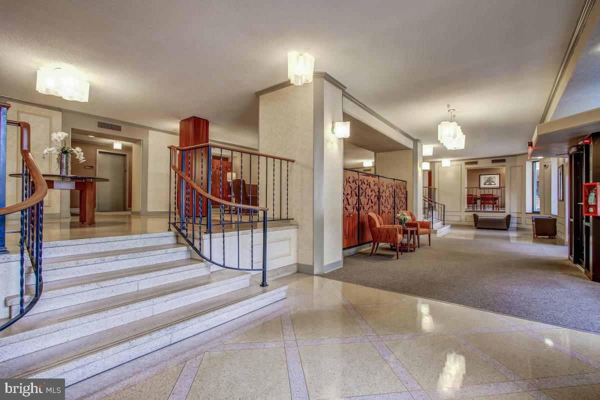 5901 MOUNT EAGLE DR #216, ALEXANDRIA, Virginia 22303, 2 Bedrooms Bedrooms, 8 Rooms Rooms,2 BathroomsBathrooms,Residential,For sale,5901 MOUNT EAGLE DR #216,VAFX2276310 MLS # VAFX2276310 5901 MOUNT EAGLE DR #216, ALEXANDRIA, Virginia 22303, 2 Bedrooms Bedrooms, 8 Rooms Rooms,2 BathroomsBathrooms,Residential,For sale,5901 MOUNT EAGLE DR #216,VAFX2276310 MLS # VAFX2276310