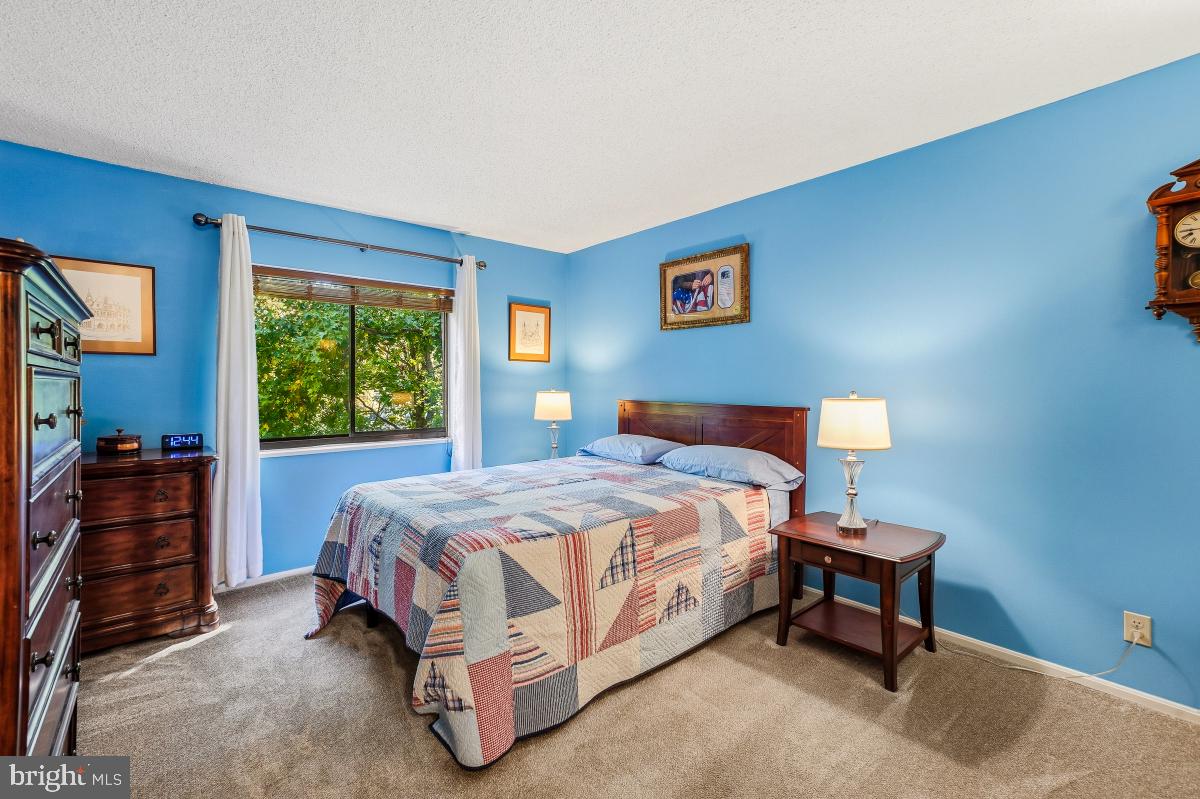 5901 MOUNT EAGLE DR #216, ALEXANDRIA, Virginia 22303, 2 Bedrooms Bedrooms, 8 Rooms Rooms,2 BathroomsBathrooms,Residential,For sale,5901 MOUNT EAGLE DR #216,VAFX2276310 MLS # VAFX2276310 5901 MOUNT EAGLE DR #216, ALEXANDRIA, Virginia 22303, 2 Bedrooms Bedrooms, 8 Rooms Rooms,2 BathroomsBathrooms,Residential,For sale,5901 MOUNT EAGLE DR #216,VAFX2276310 MLS # VAFX2276310