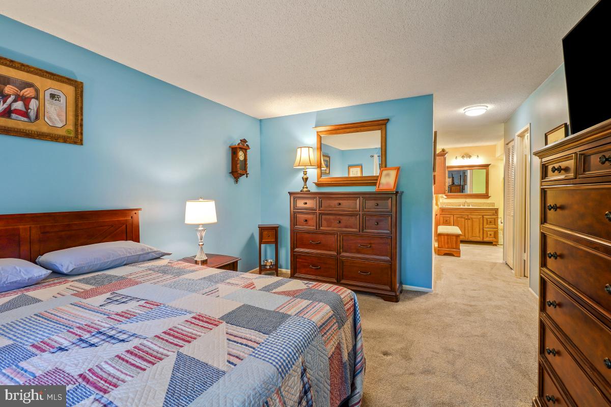 5901 MOUNT EAGLE DR #216, ALEXANDRIA, Virginia 22303, 2 Bedrooms Bedrooms, 8 Rooms Rooms,2 BathroomsBathrooms,Residential,For sale,5901 MOUNT EAGLE DR #216,VAFX2276310 MLS # VAFX2276310 5901 MOUNT EAGLE DR #216, ALEXANDRIA, Virginia 22303, 2 Bedrooms Bedrooms, 8 Rooms Rooms,2 BathroomsBathrooms,Residential,For sale,5901 MOUNT EAGLE DR #216,VAFX2276310 MLS # VAFX2276310