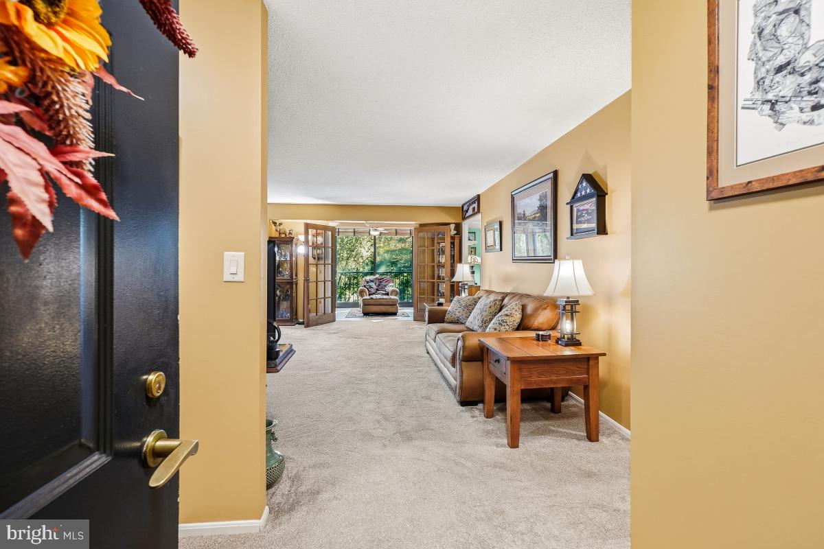 5901 MOUNT EAGLE DR #216, ALEXANDRIA, Virginia 22303, 2 Bedrooms Bedrooms, 8 Rooms Rooms,2 BathroomsBathrooms,Residential,For sale,5901 MOUNT EAGLE DR #216,VAFX2276310 MLS # VAFX2276310 5901 MOUNT EAGLE DR #216, ALEXANDRIA, Virginia 22303, 2 Bedrooms Bedrooms, 8 Rooms Rooms,2 BathroomsBathrooms,Residential,For sale,5901 MOUNT EAGLE DR #216,VAFX2276310 MLS # VAFX2276310