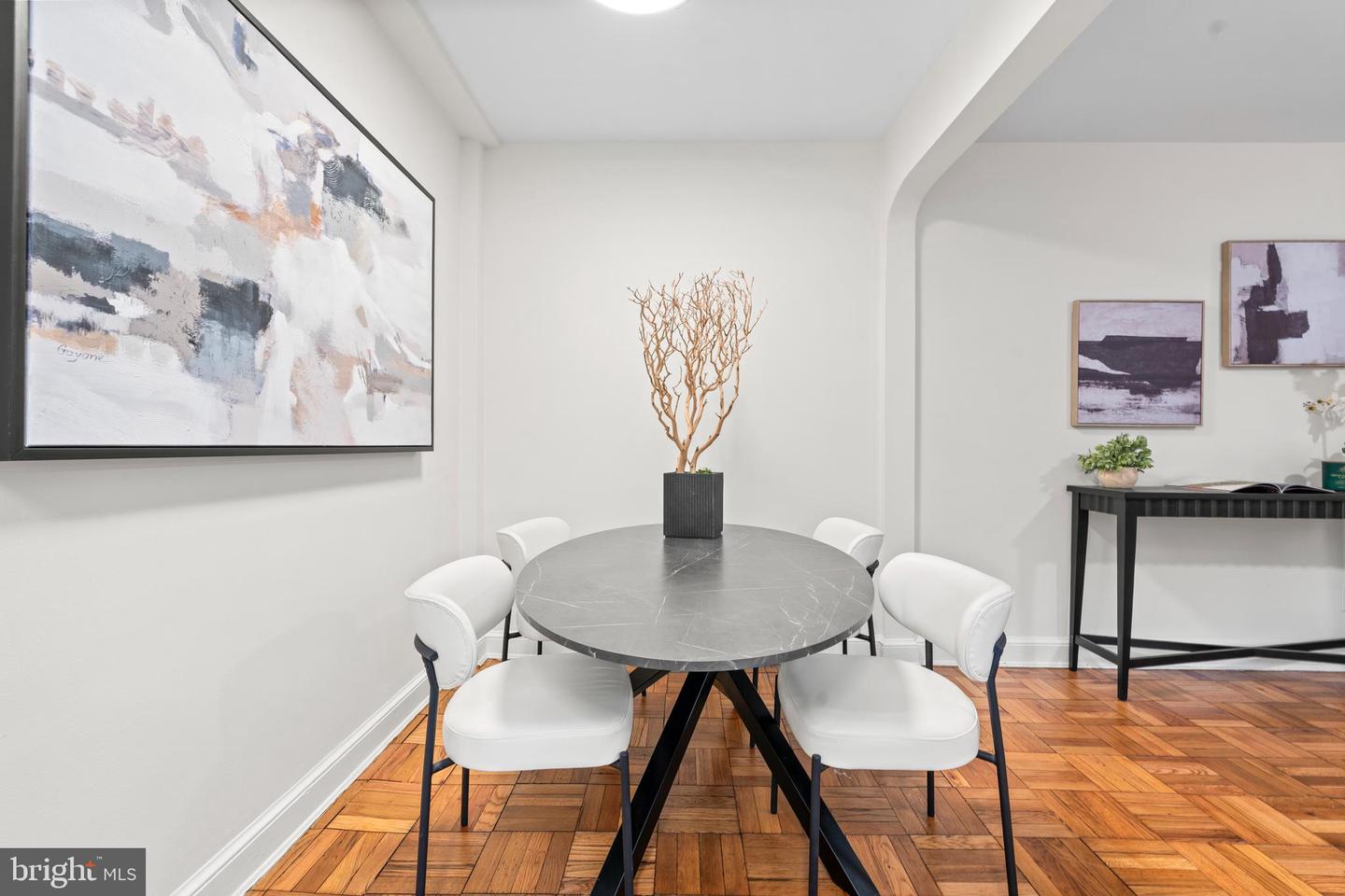2803 CORTLAND PL NW #206, WASHINGTON, District Of Columbia 20008, 1 Bedroom Bedrooms, ,1 BathroomBathrooms,Residential,For sale,2803 CORTLAND PL NW #206,DCDC2228940 MLS # DCDC2228940 2803 CORTLAND PL NW #206, WASHINGTON, District Of Columbia 20008, 1 Bedroom Bedrooms, ,1 BathroomBathrooms,Residential,For sale,2803 CORTLAND PL NW #206,DCDC2228940 MLS # DCDC2228940