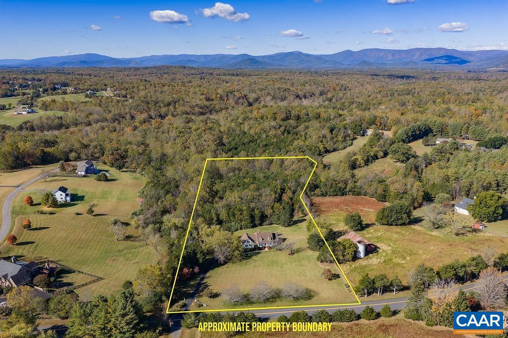 5858 ADVANCE MILLS RD, RUCKERSVILLE, Virginia 22968, 4 Bedrooms Bedrooms, ,3 BathroomsBathrooms,Residential,For sale,5858 ADVANCE MILLS RD,670438 MLS # 670438 5858 ADVANCE MILLS RD, RUCKERSVILLE, Virginia 22968, 4 Bedrooms Bedrooms, ,3 BathroomsBathrooms,Residential,For sale,5858 ADVANCE MILLS RD,670438 MLS # 670438