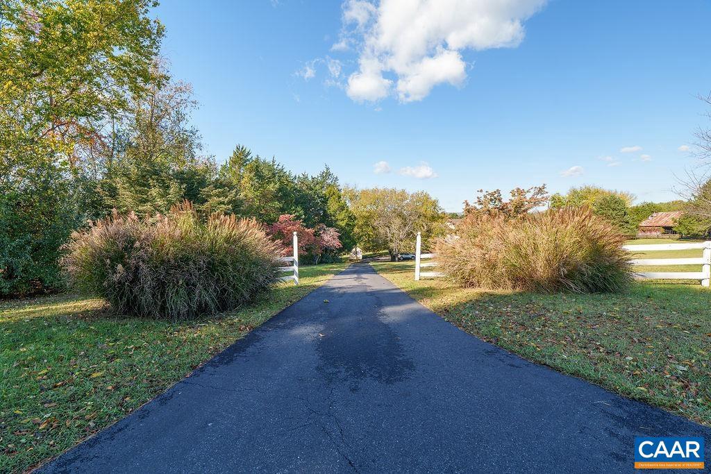 5858 ADVANCE MILLS RD, RUCKERSVILLE, Virginia 22968, 4 Bedrooms Bedrooms, ,3 BathroomsBathrooms,Residential,For sale,5858 ADVANCE MILLS RD,670438 MLS # 670438 5858 ADVANCE MILLS RD, RUCKERSVILLE, Virginia 22968, 4 Bedrooms Bedrooms, ,3 BathroomsBathrooms,Residential,For sale,5858 ADVANCE MILLS RD,670438 MLS # 670438