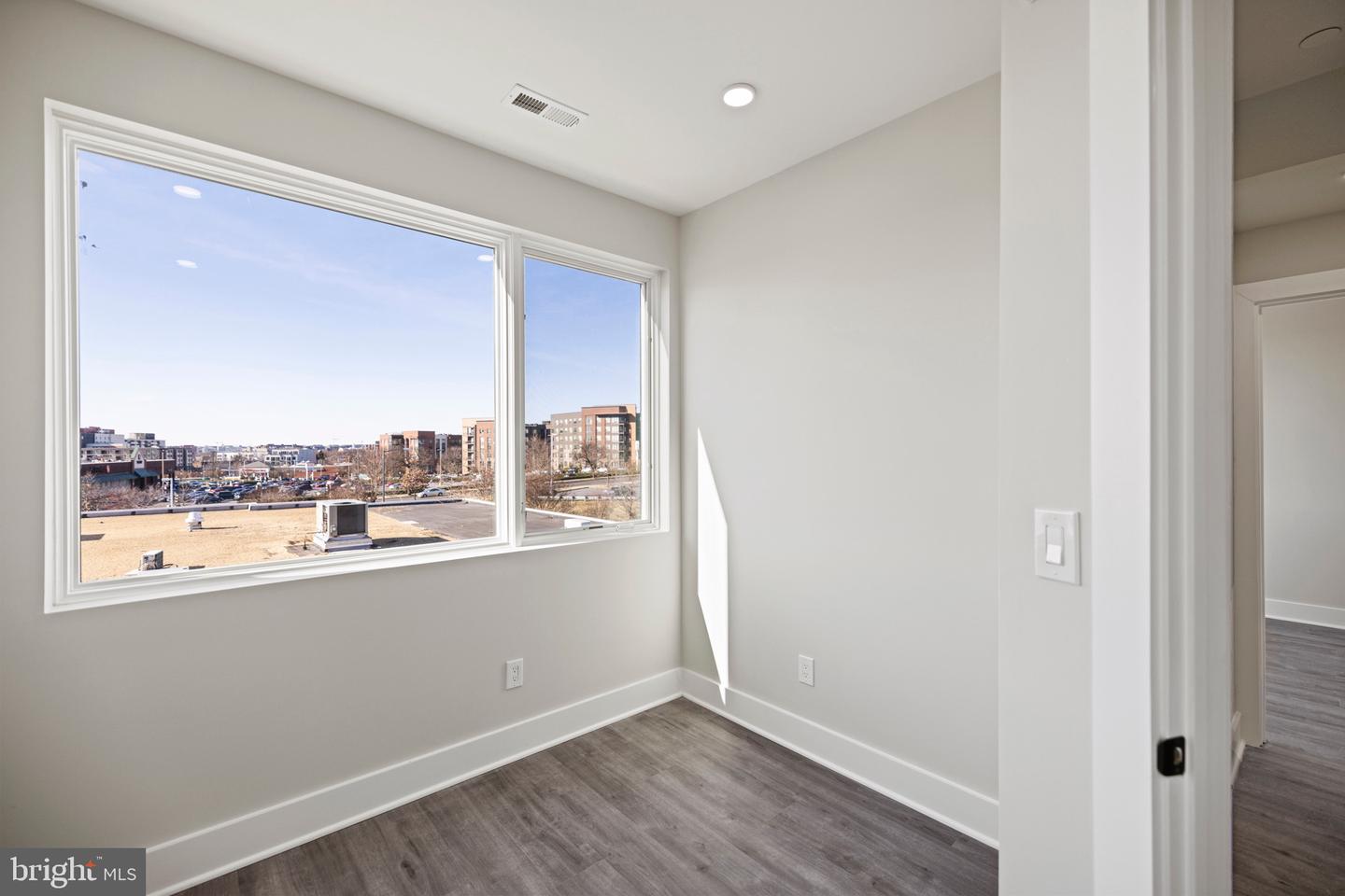 824 18TH ST NE #304, WASHINGTON, District Of Columbia 20002, 2 Bedrooms Bedrooms, ,2 BathroomsBathrooms,Residential,For sale,824 18TH ST NE #304,DCDC2229172 MLS # DCDC2229172 824 18TH ST NE #304, WASHINGTON, District Of Columbia 20002, 2 Bedrooms Bedrooms, ,2 BathroomsBathrooms,Residential,For sale,824 18TH ST NE #304,DCDC2229172 MLS # DCDC2229172