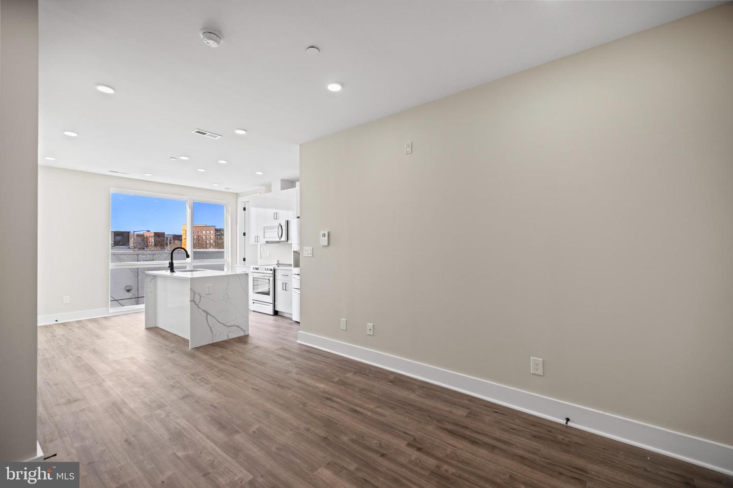 824 18TH ST NE #11, WASHINGTON, District Of Columbia 20002, 1 Bedroom Bedrooms, ,1 BathroomBathrooms,Residential,For sale,824 18TH ST NE #11,DCDC2229174 MLS # DCDC2229174 824 18TH ST NE #11, WASHINGTON, District Of Columbia 20002, 1 Bedroom Bedrooms, ,1 BathroomBathrooms,Residential,For sale,824 18TH ST NE #11,DCDC2229174 MLS # DCDC2229174