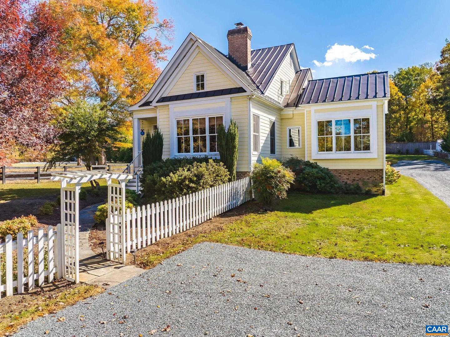 6505 GORDONSVILLE RD, KESWICK, Virginia 22947, 3 Bedrooms Bedrooms, ,2 BathroomsBathrooms,Residential,For sale,6505 GORDONSVILLE RD,670413 MLS # 670413 6505 GORDONSVILLE RD, KESWICK, Virginia 22947, 3 Bedrooms Bedrooms, ,2 BathroomsBathrooms,Residential,For sale,6505 GORDONSVILLE RD,670413 MLS # 670413
