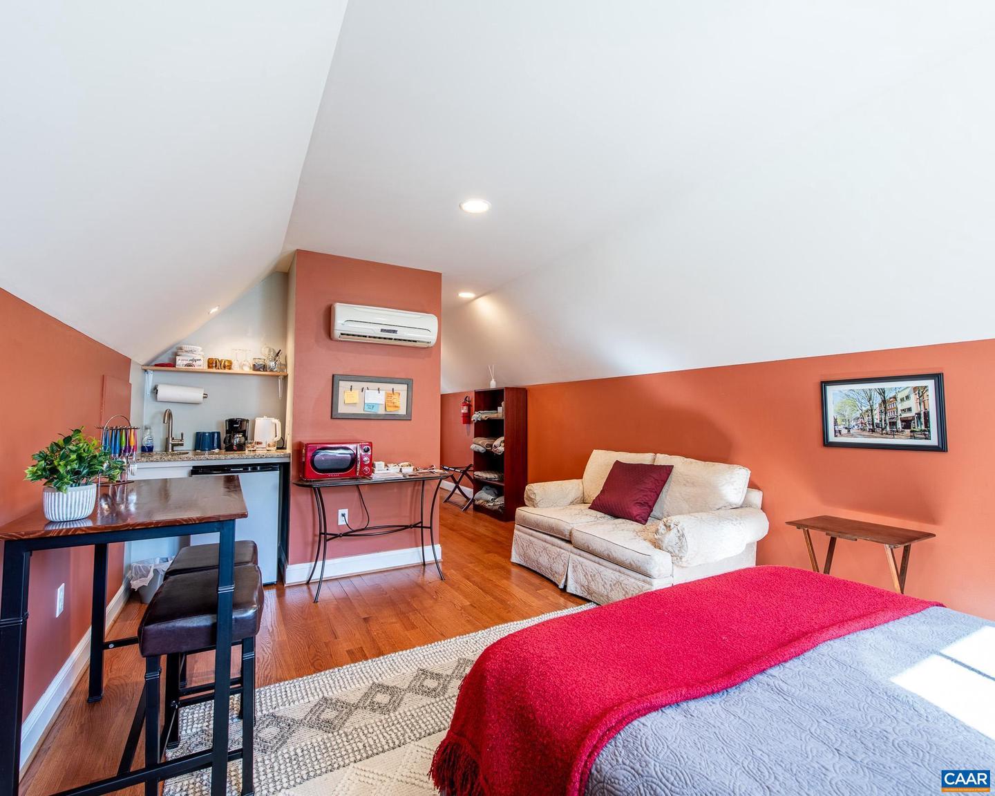 6505 GORDONSVILLE RD, KESWICK, Virginia 22947, 3 Bedrooms Bedrooms, ,2 BathroomsBathrooms,Residential,For sale,6505 GORDONSVILLE RD,670413 MLS # 670413 6505 GORDONSVILLE RD, KESWICK, Virginia 22947, 3 Bedrooms Bedrooms, ,2 BathroomsBathrooms,Residential,For sale,6505 GORDONSVILLE RD,670413 MLS # 670413